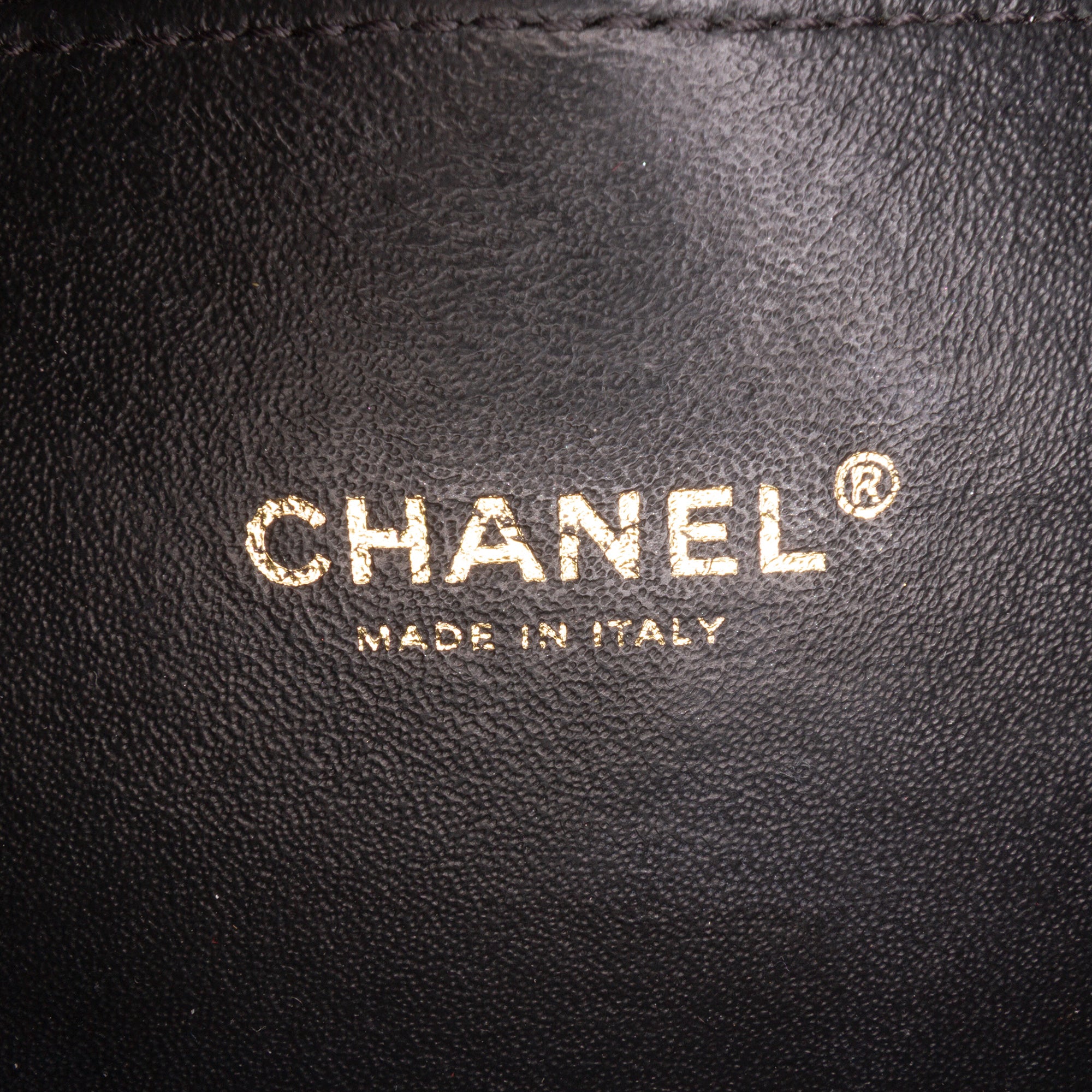 Chanel Small Bicolor Caviar CC Filigree Vanity Case - image 5