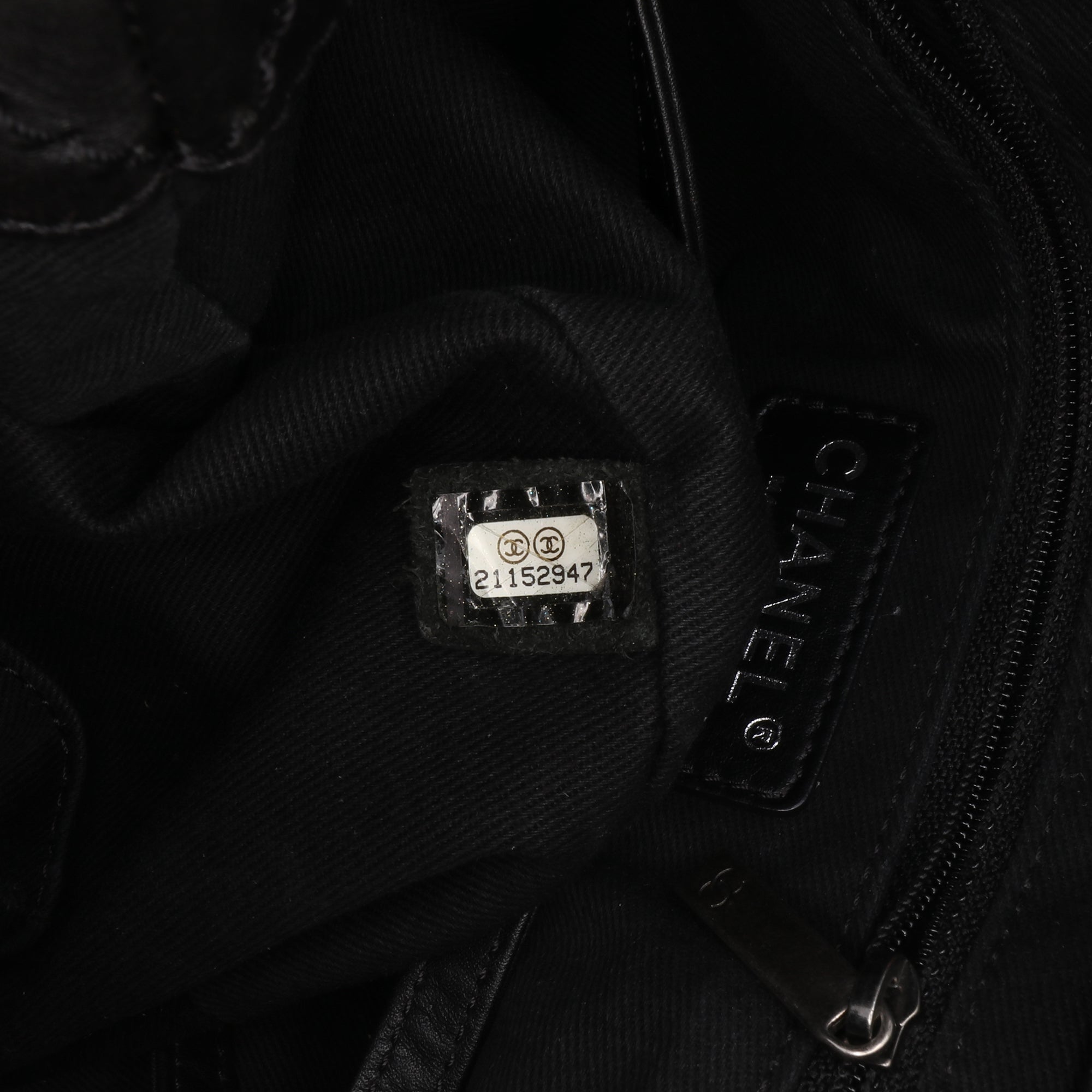Chanel Medium CC Quilted Calfskin Pocket Tote - image 6