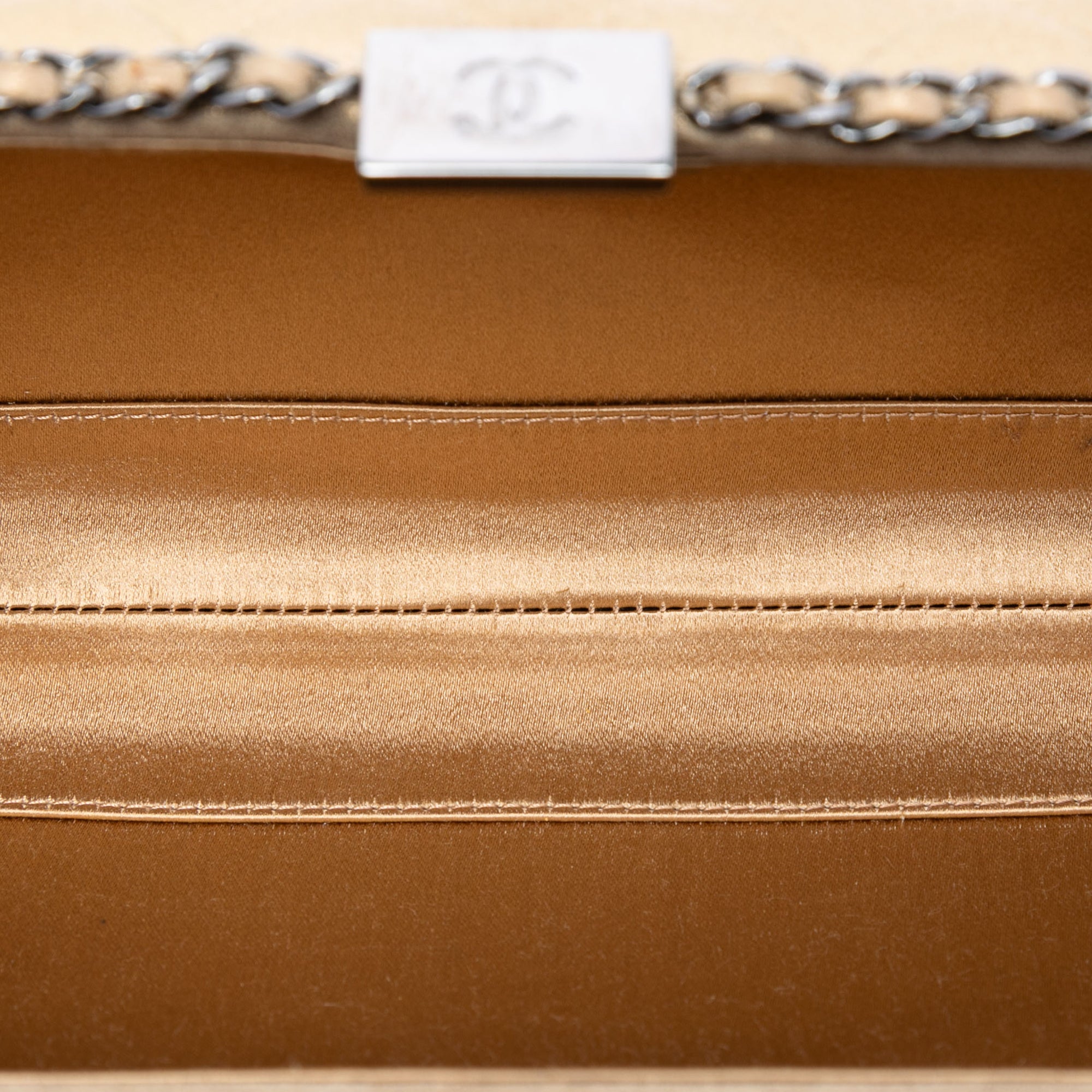 Chanel Quilted Metallic Suede Chain Around Evening Clutch on Chain - image 4