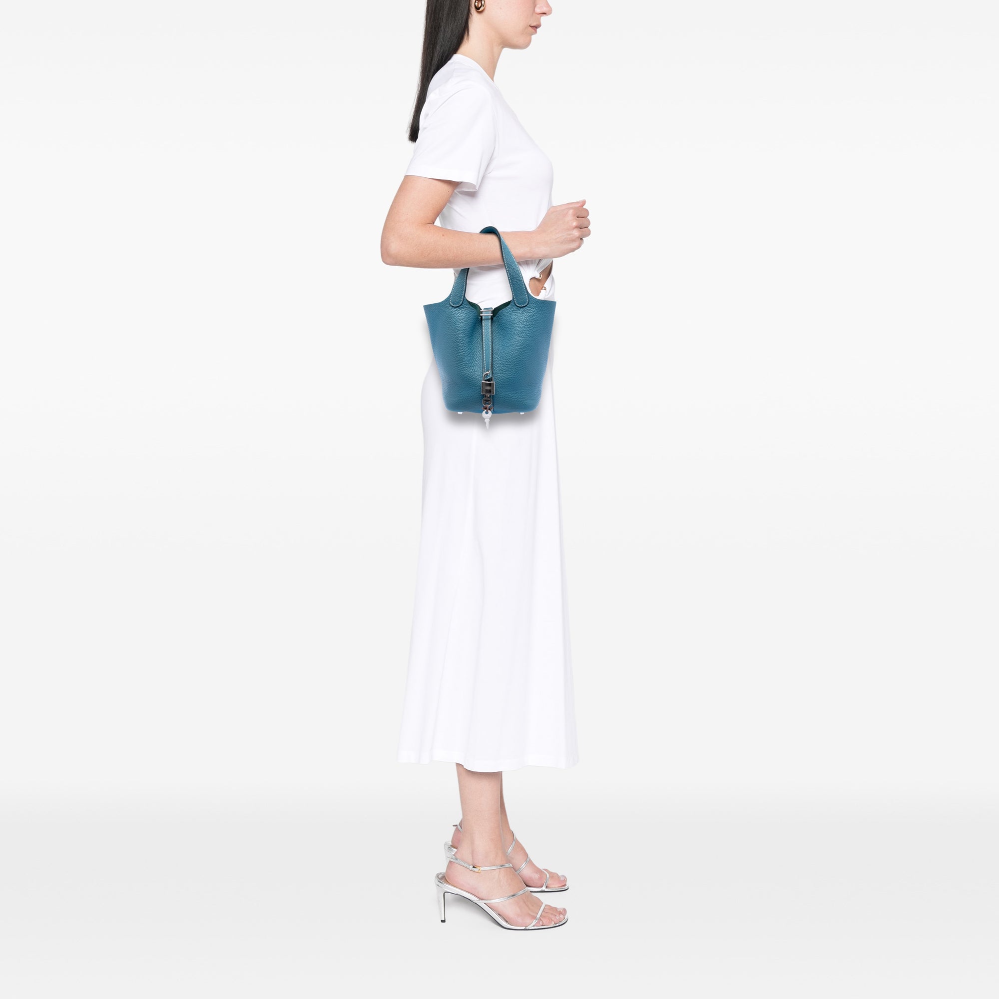Hermès Clemence Picotin Lock 18 - image 7
