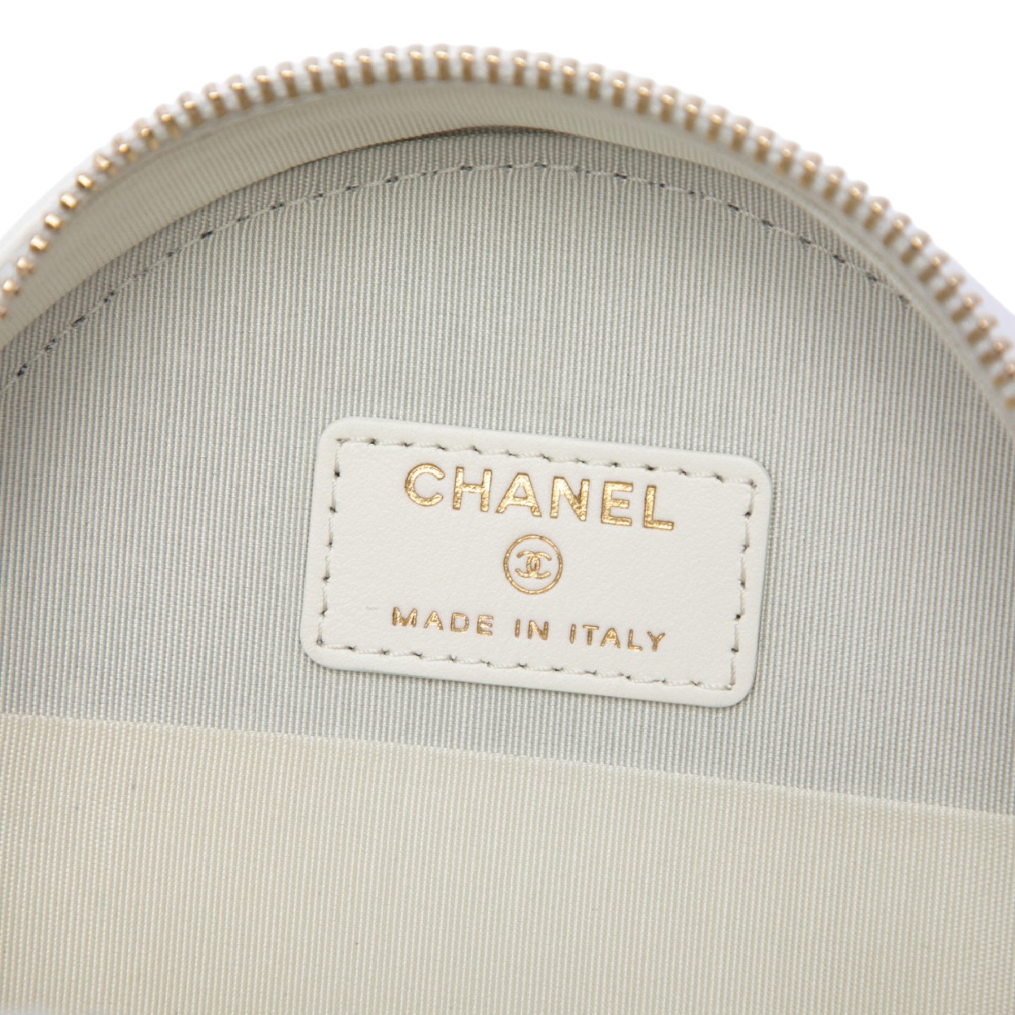 Chanel Quilted Goatskin 19 Round Clutch With Chain - image 5
