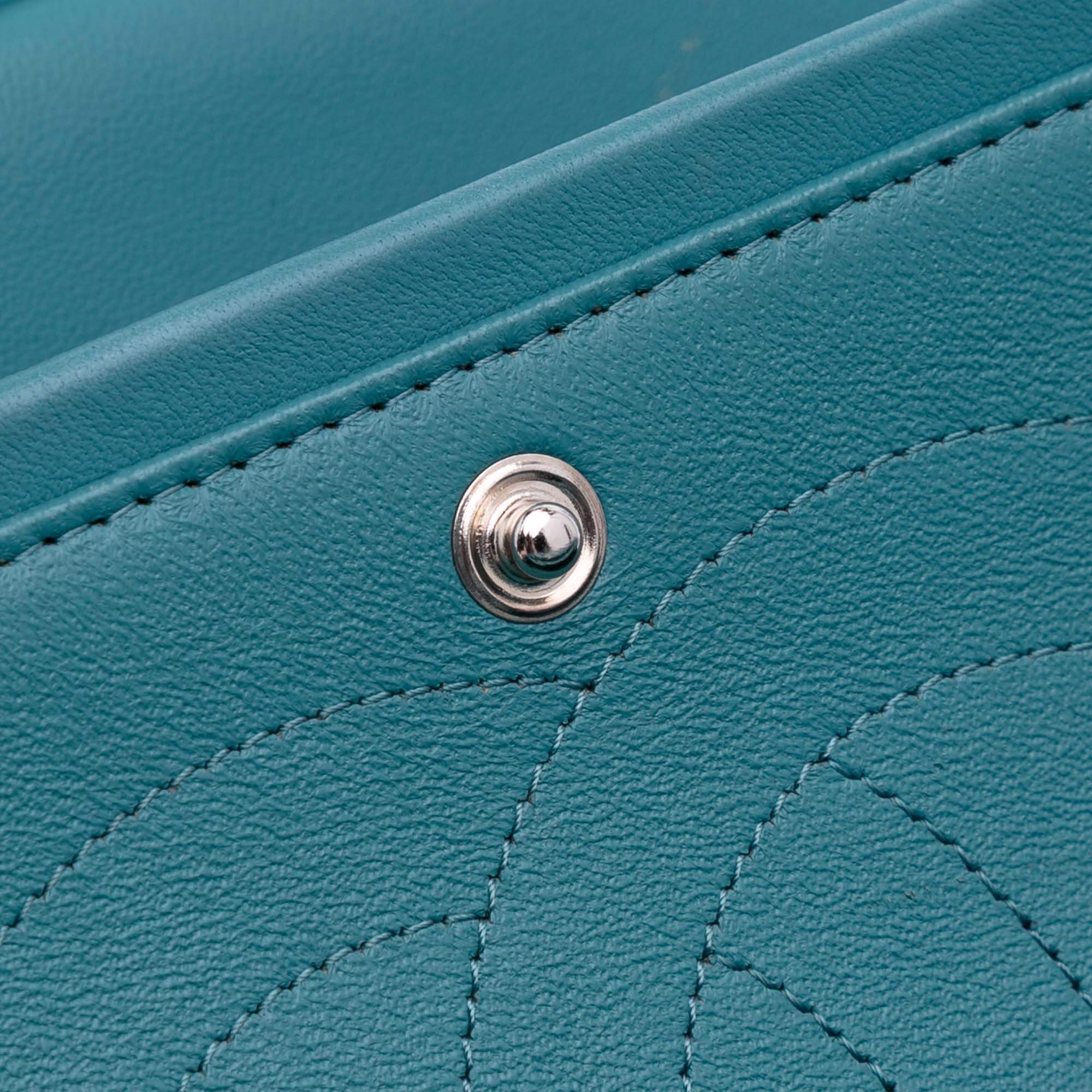 Chanel Jumbo Classic Lambskin Double Flap