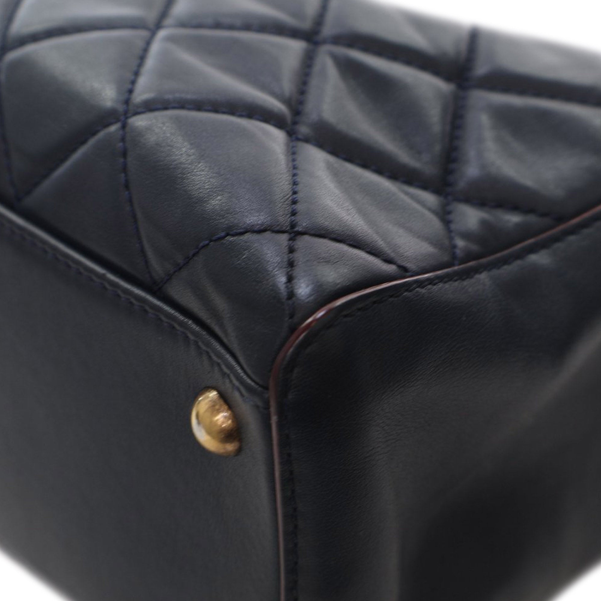 Chanel Quilted Calfskin Perfect Edge Tote - image 8