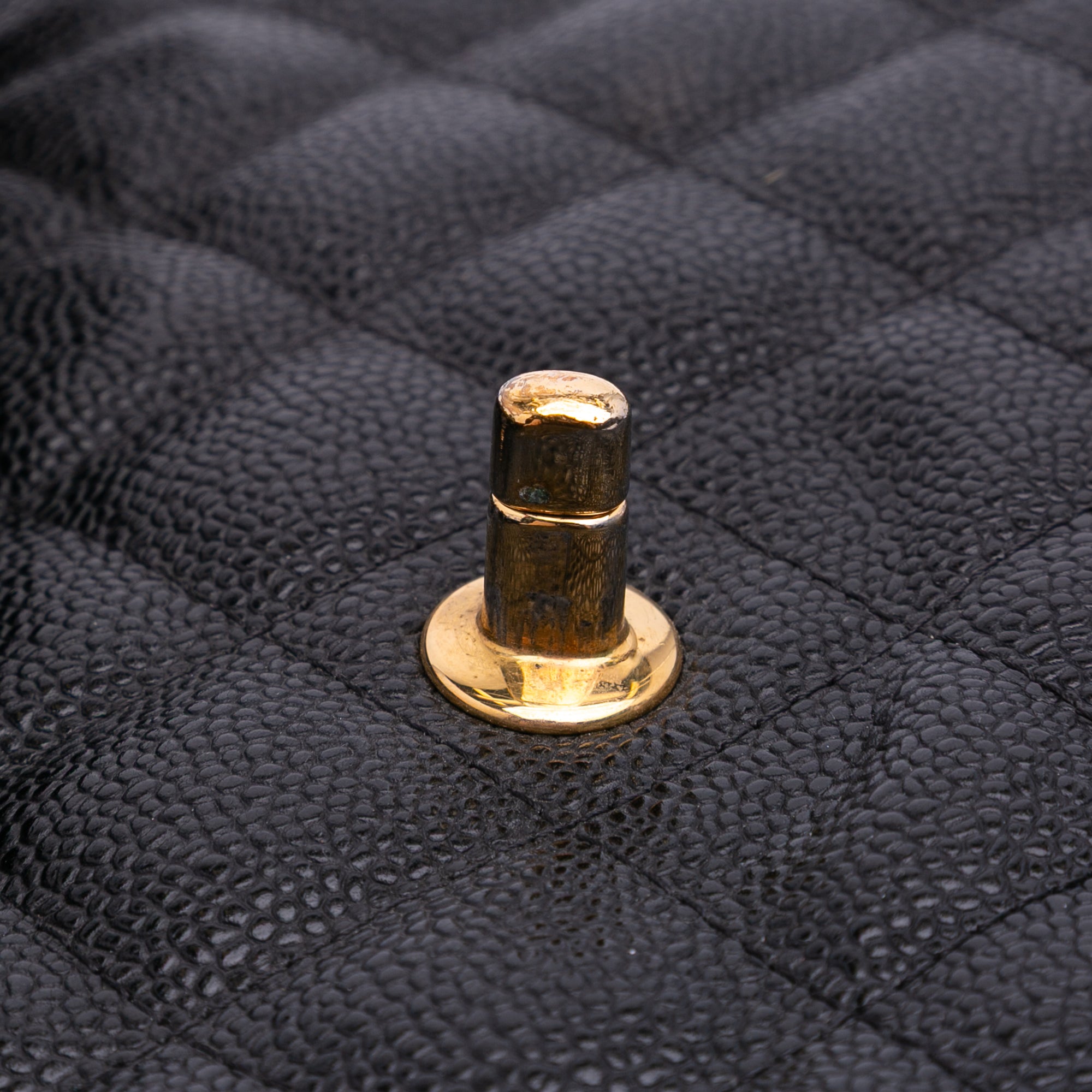 Chanel Jumbo Classic Caviar Double Flap - image 9