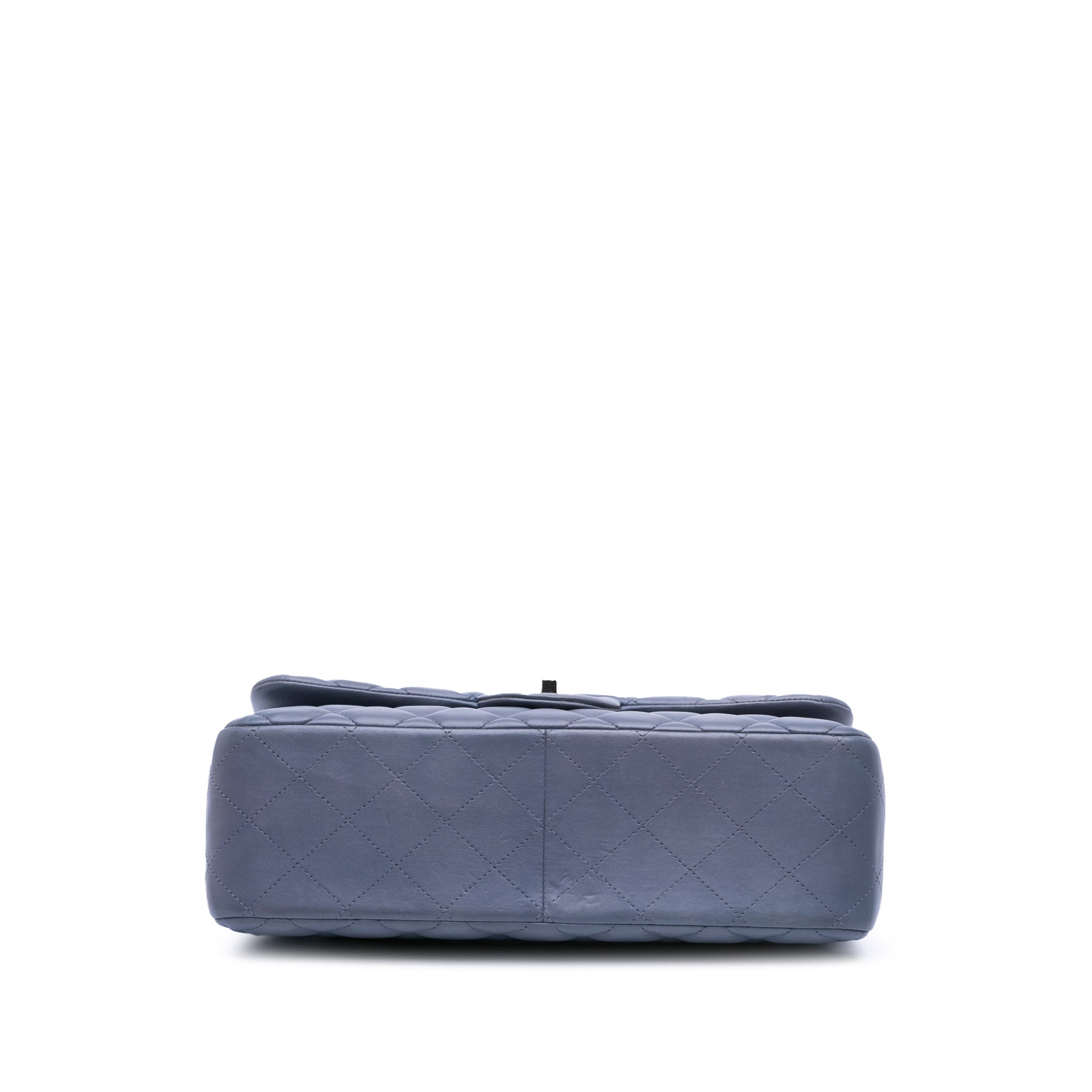 Chanel Jumbo Classic Lambskin Double Flap - image 3