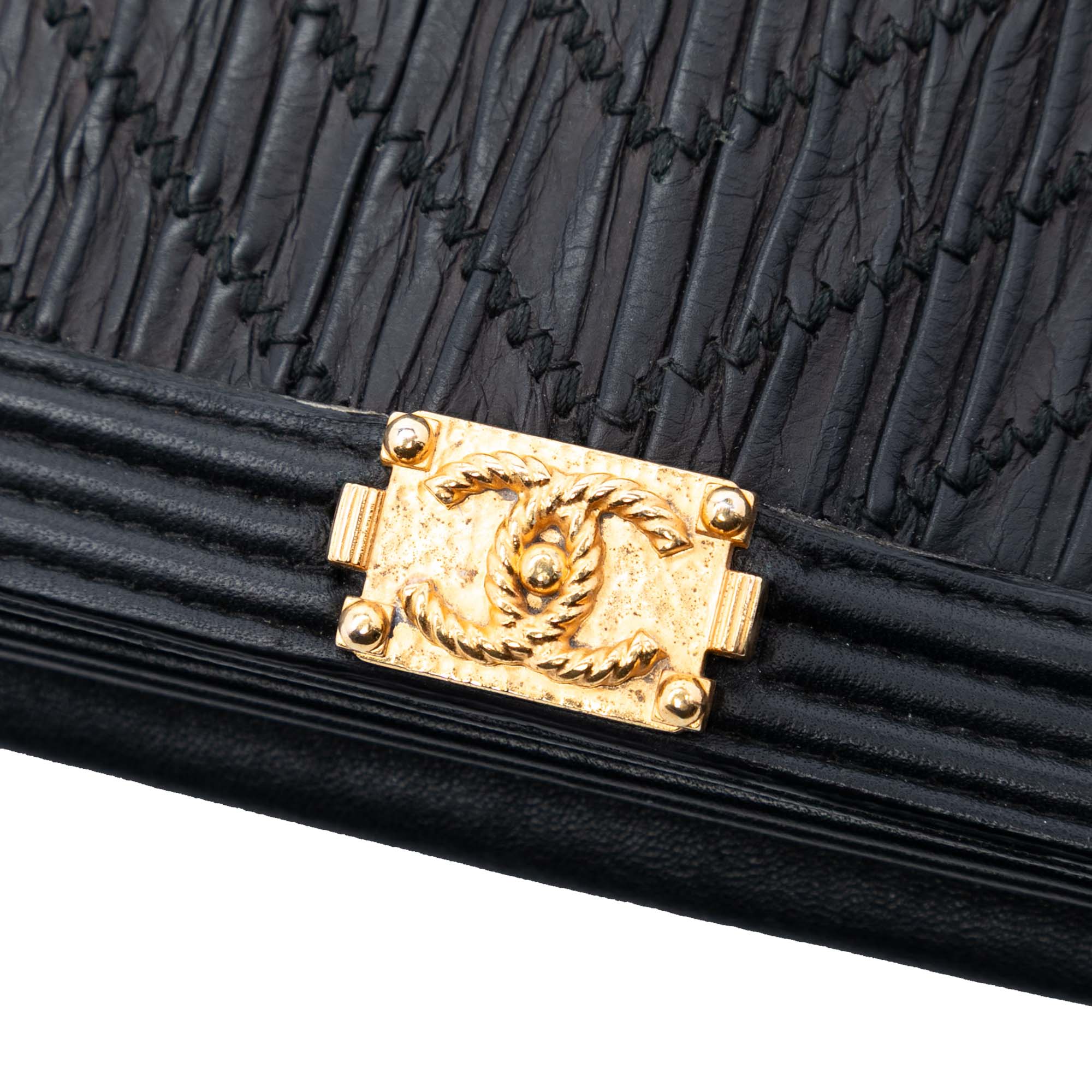 Chanel Pleated Crumpled Chevron Calfskin Boy Wallet On Chain - image 6