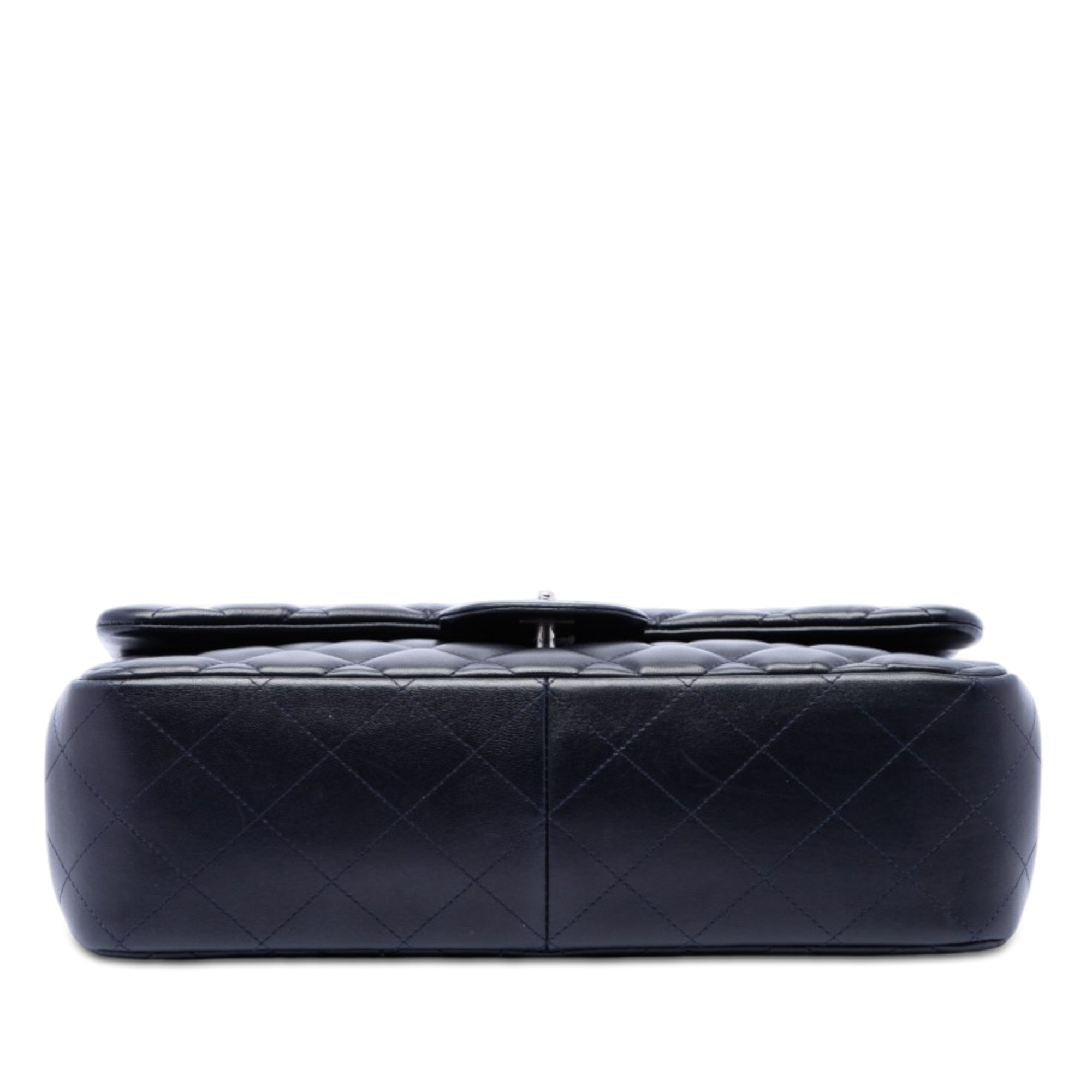 Chanel Jumbo Classic Lambskin Double Flap - image 3