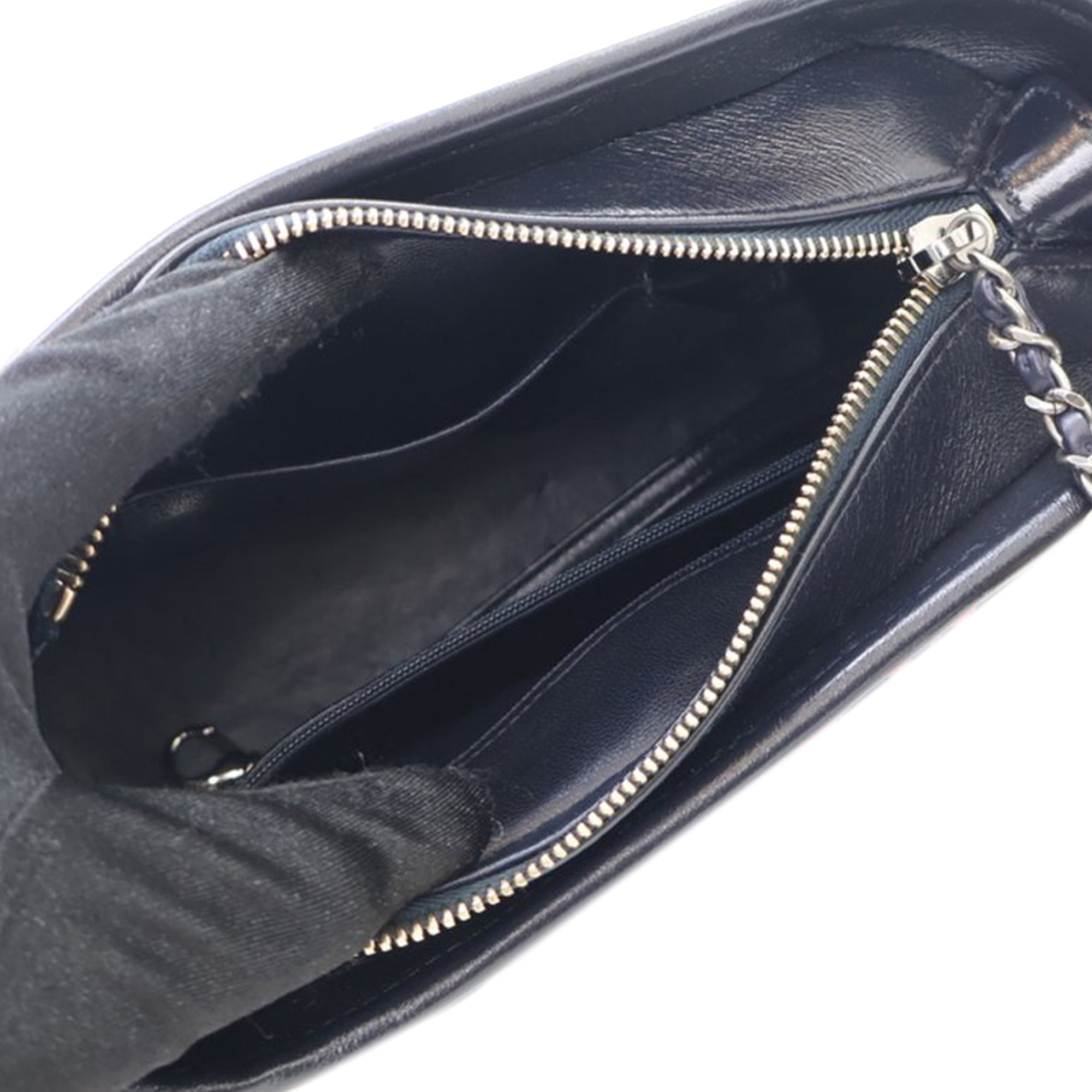 Chanel Small Knit and Calfskin Gabrielle Hobo - image 5