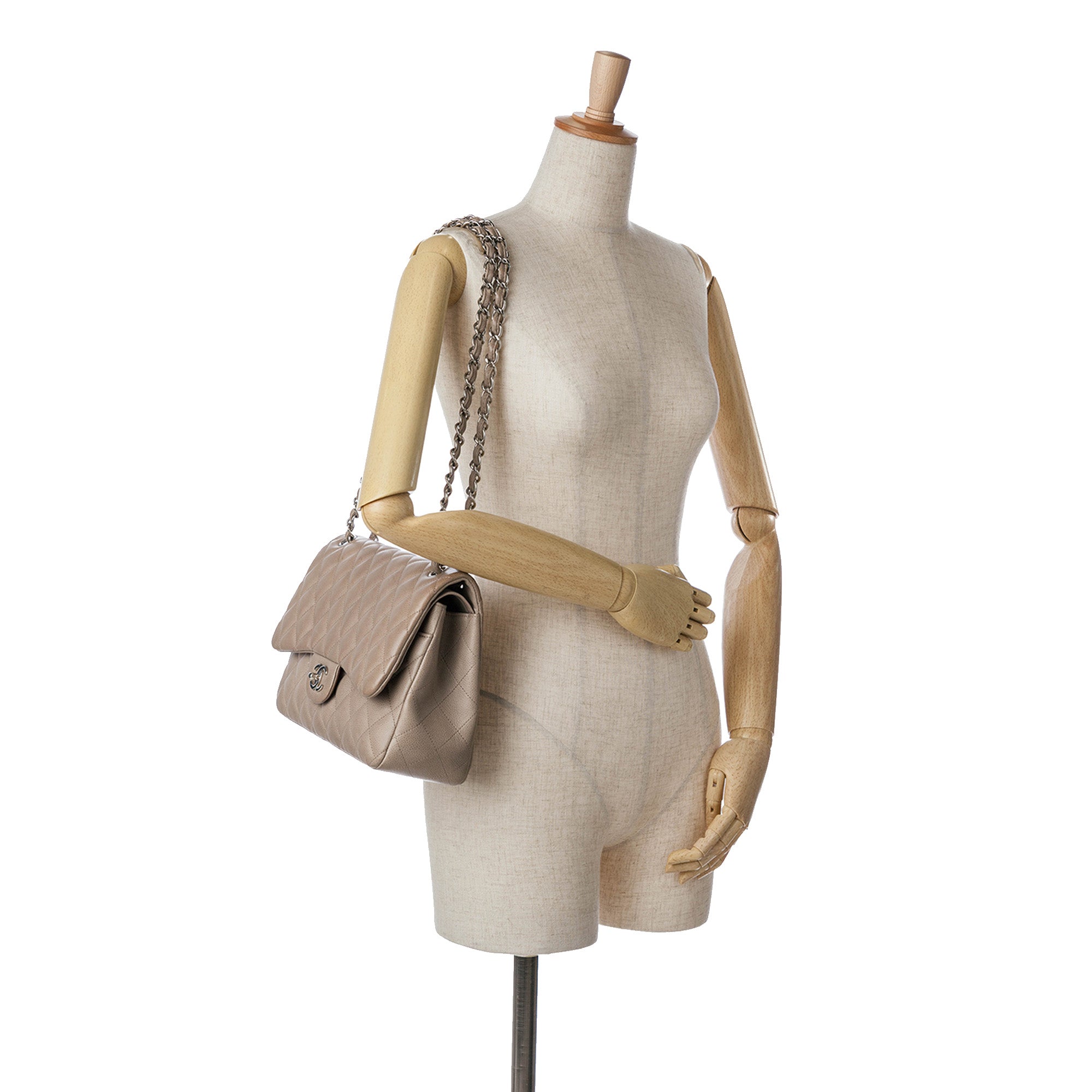 Chanel Jumbo Classic Caviar Double Flap - image 10