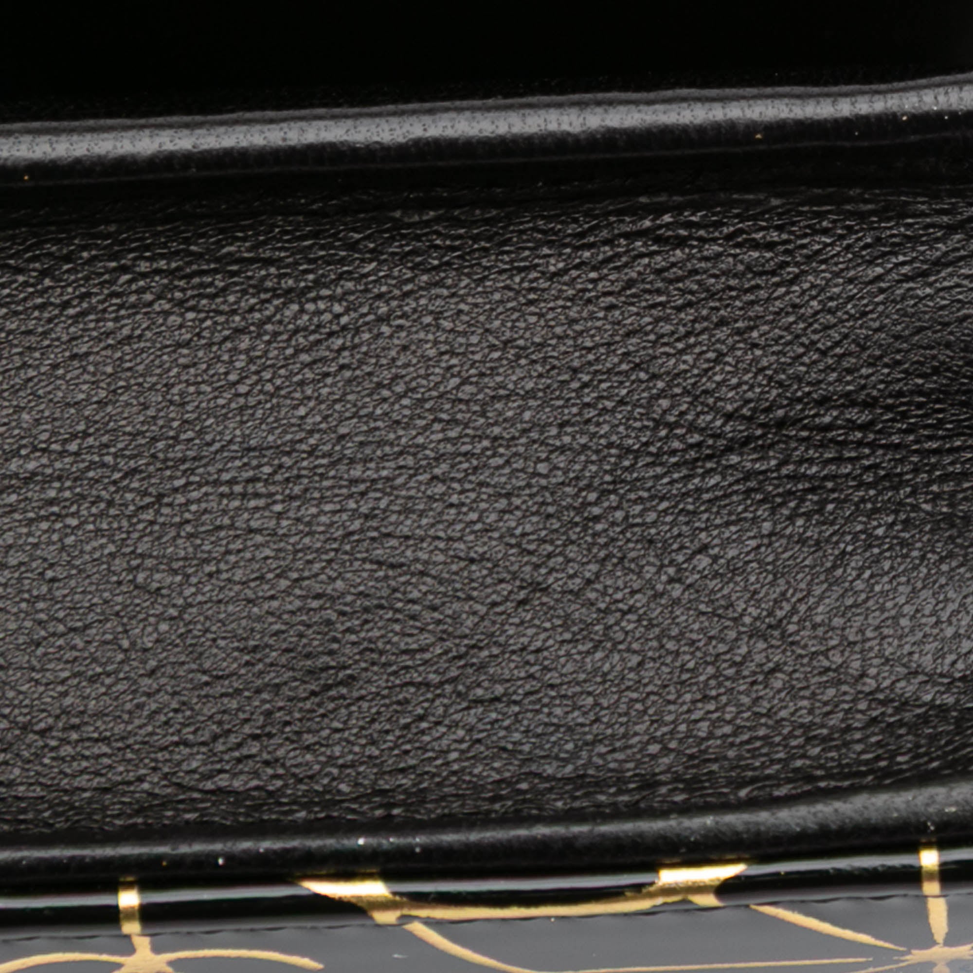 Chanel Paris Moscou Vinyl Moujik Clutch with Chain - image 8