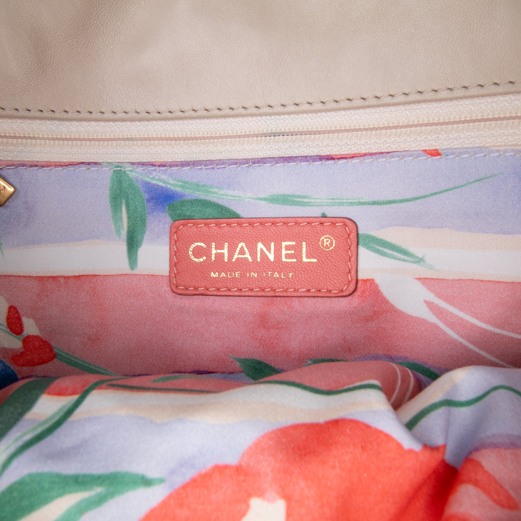 Chanel CC Straw Country Flap - image 5