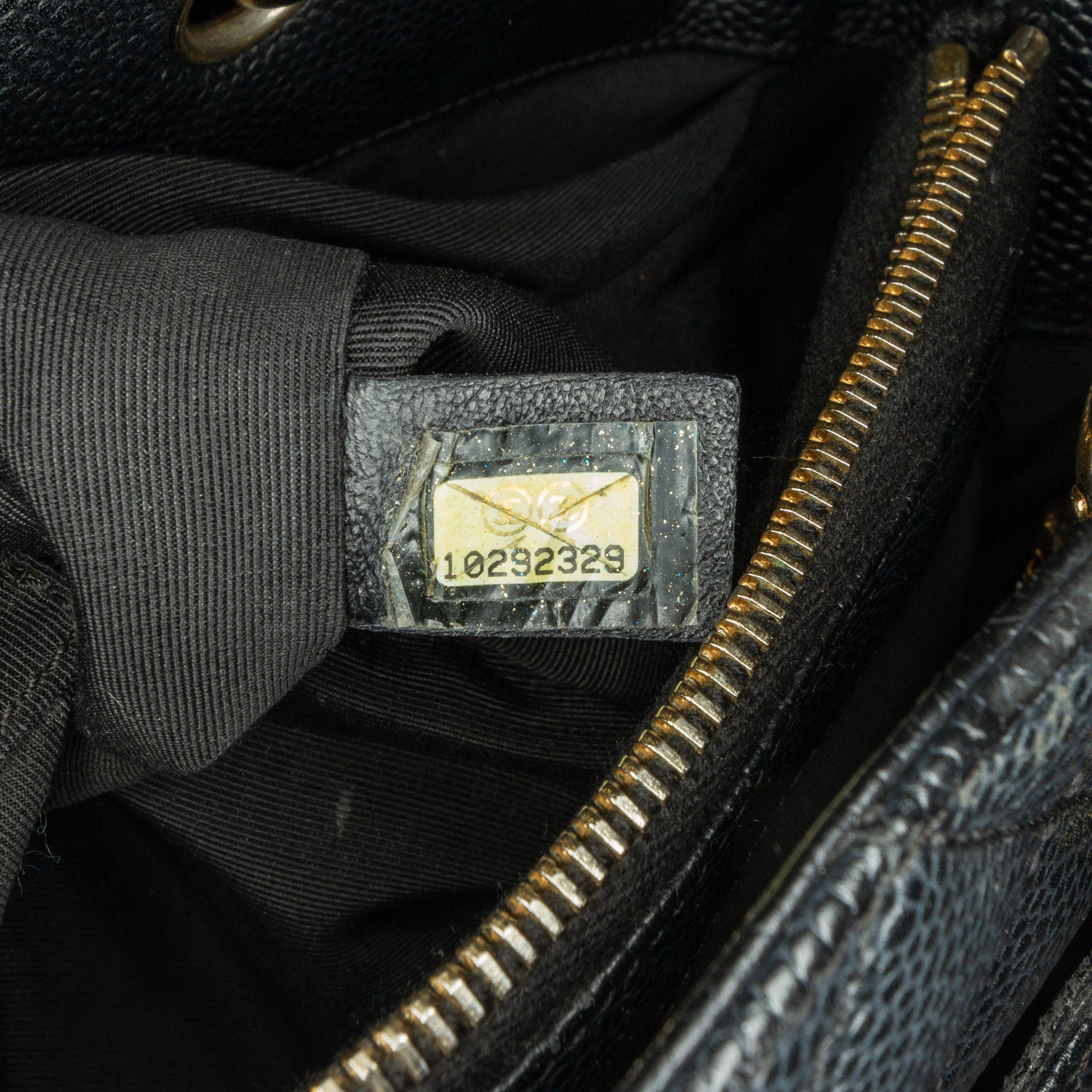 Chanel Caviar Grand Shopping Tote - image 10