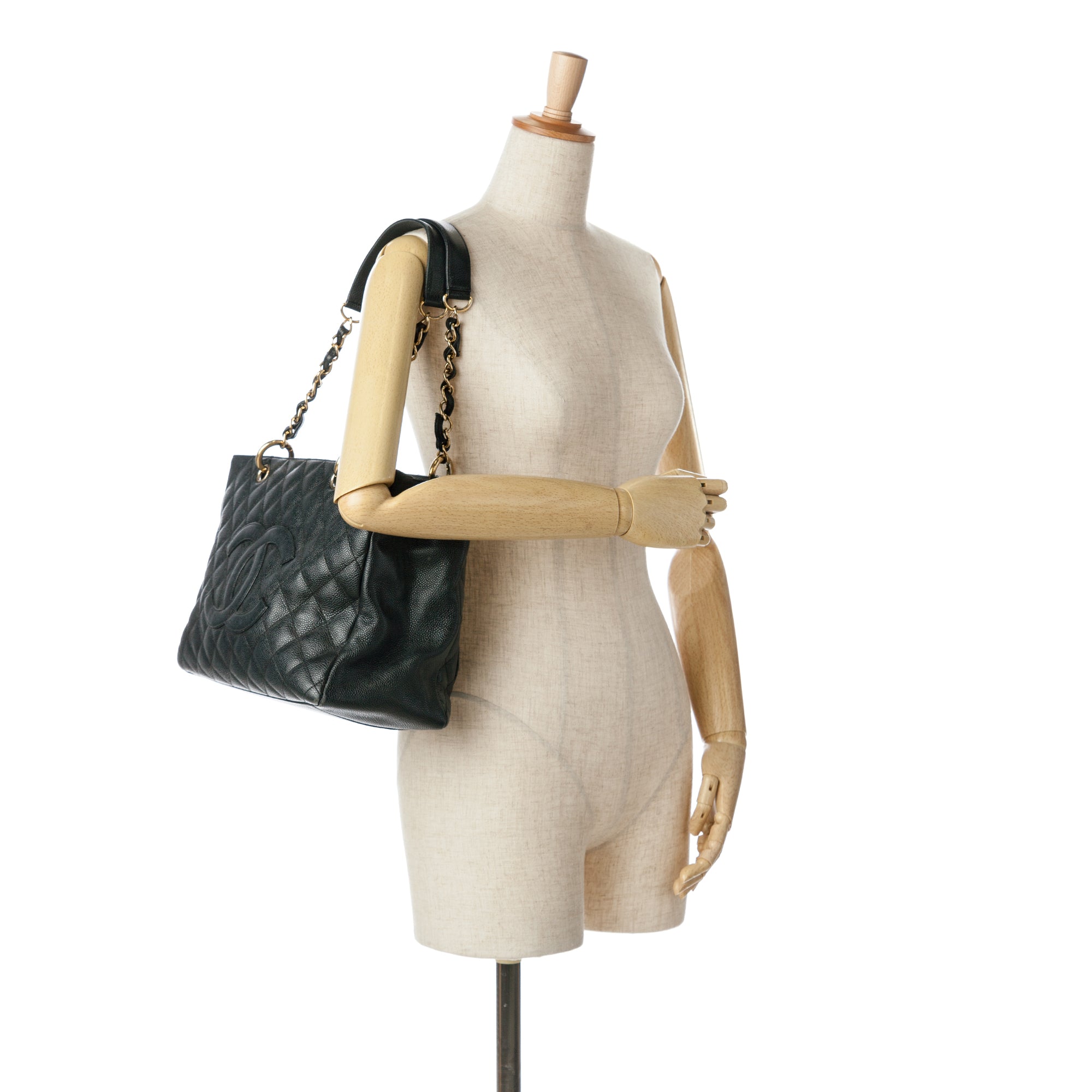 Chanel Caviar Grand Shopping Tote - image 11