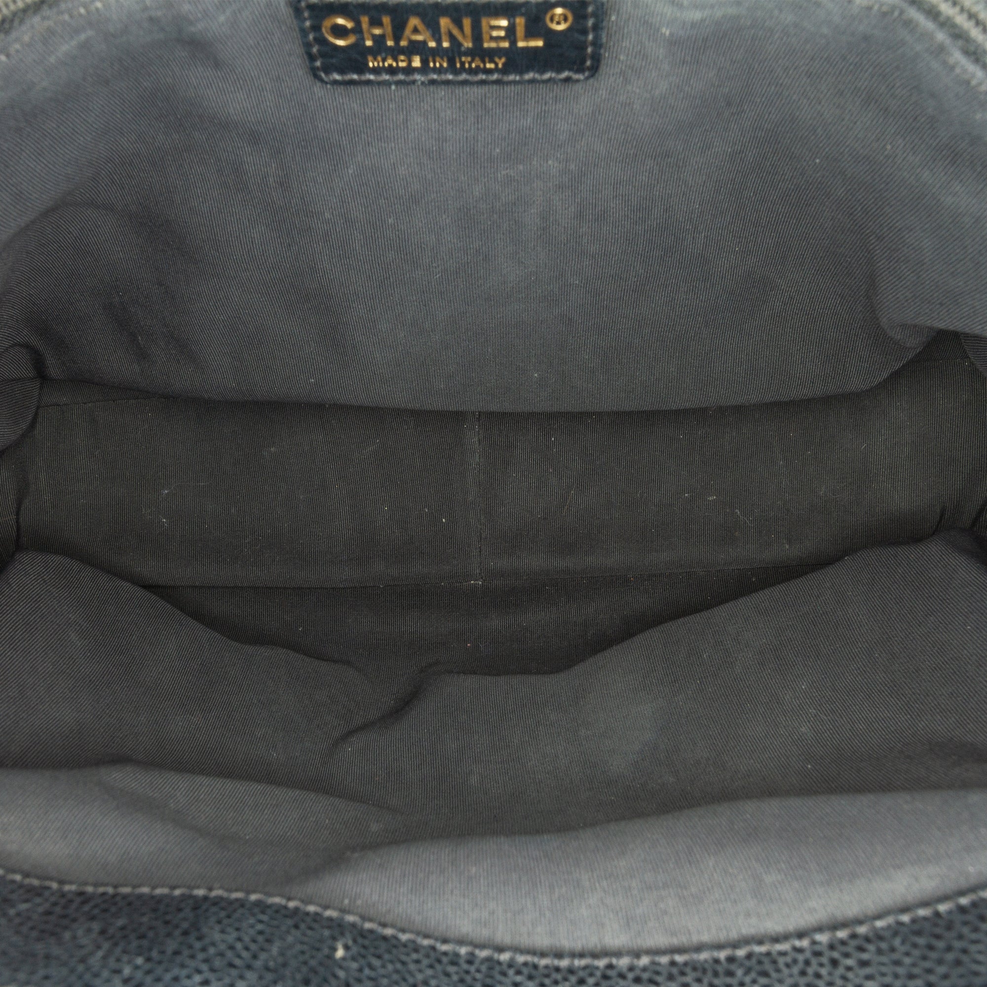 Chanel Caviar Grand Shopping Tote - image 5
