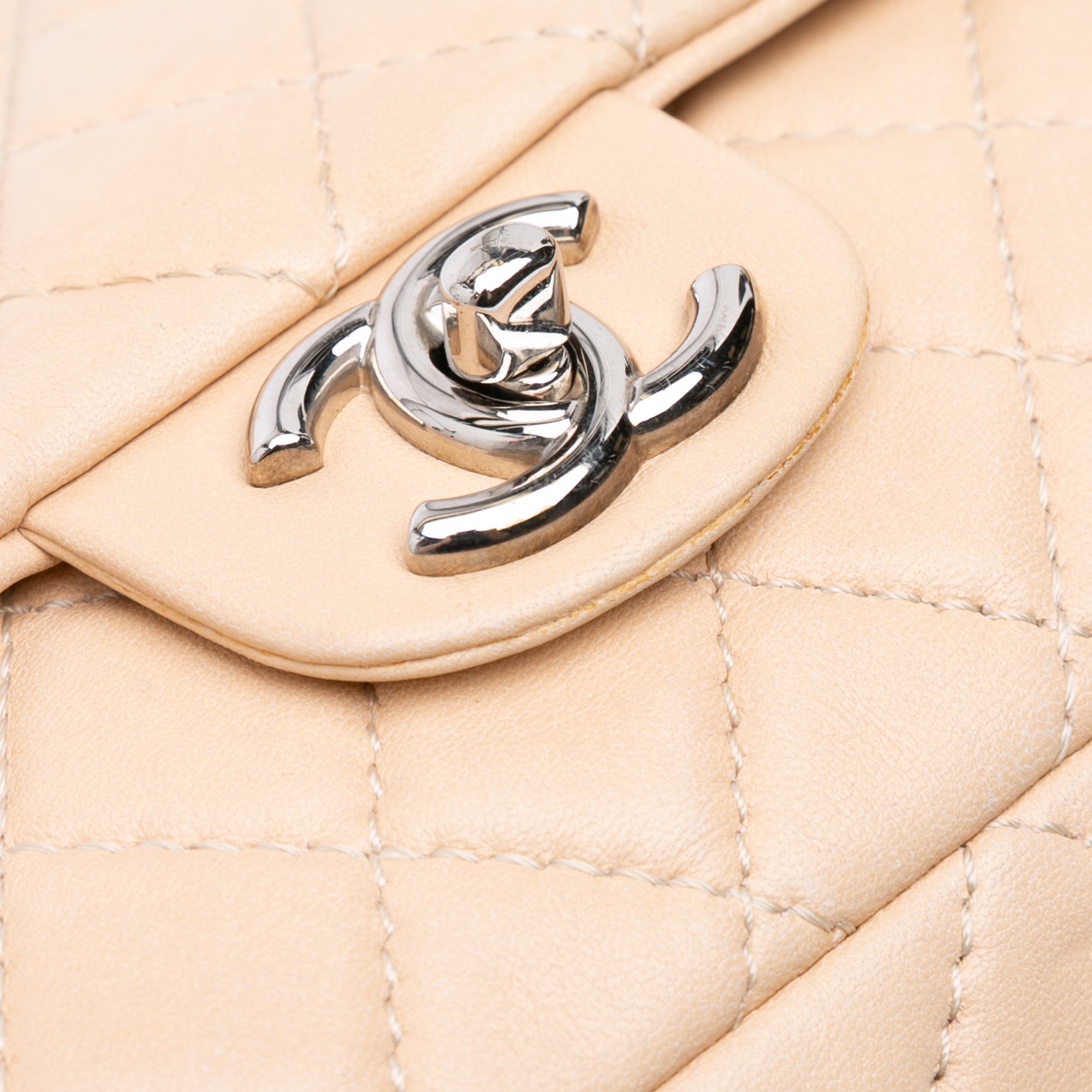 Chanel Medium Classic Lambskin Double Flap - image 9
