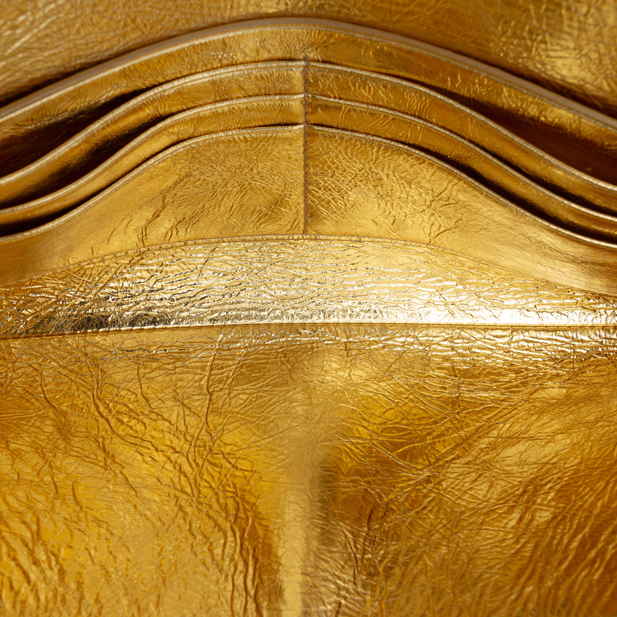 Bottega Veneta Wood Embossed Metallic Leather Intrecciato Andiamo Clutch - image 4