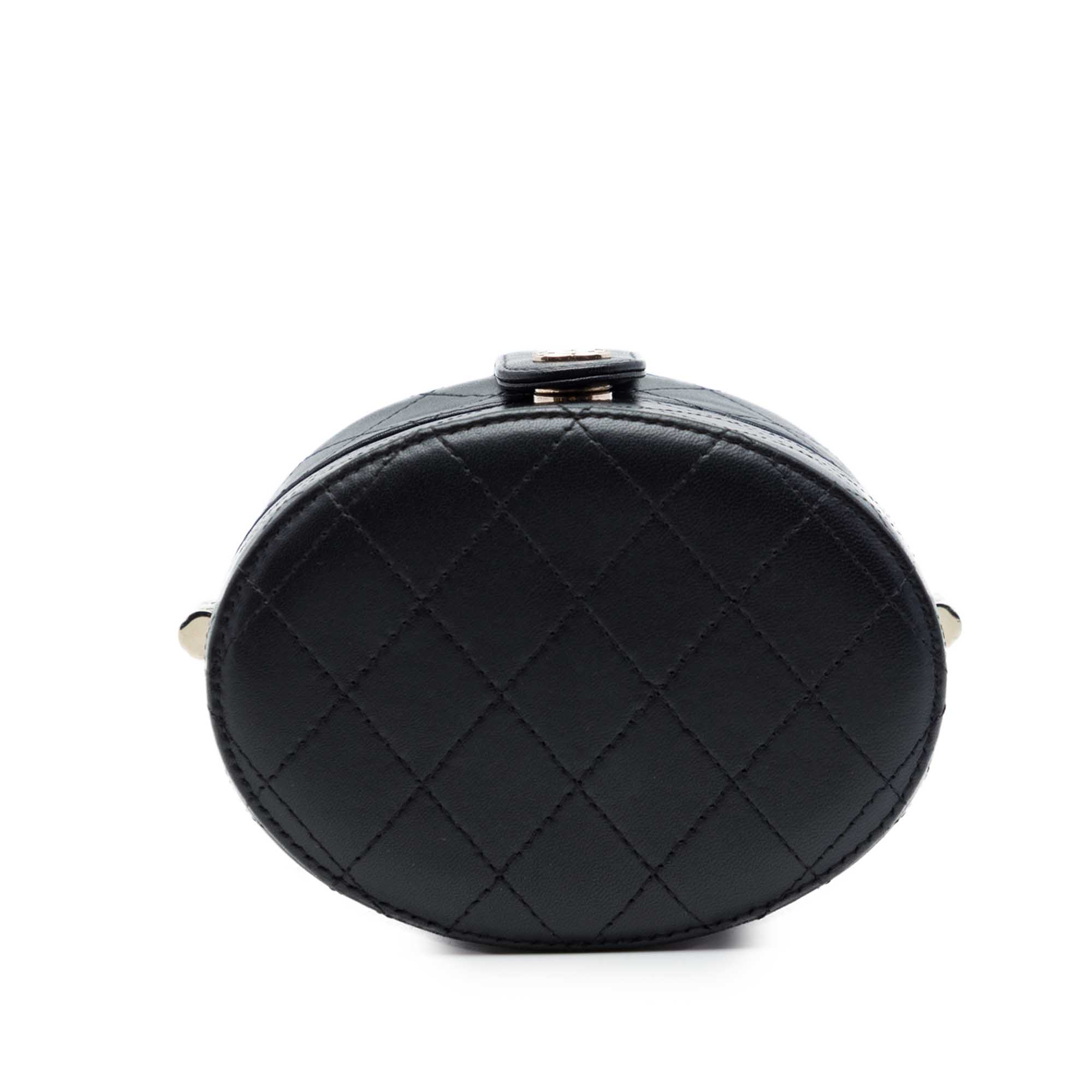 Chanel CC Quilted Lambskin Round Vanity Clutch With Chain - image 3