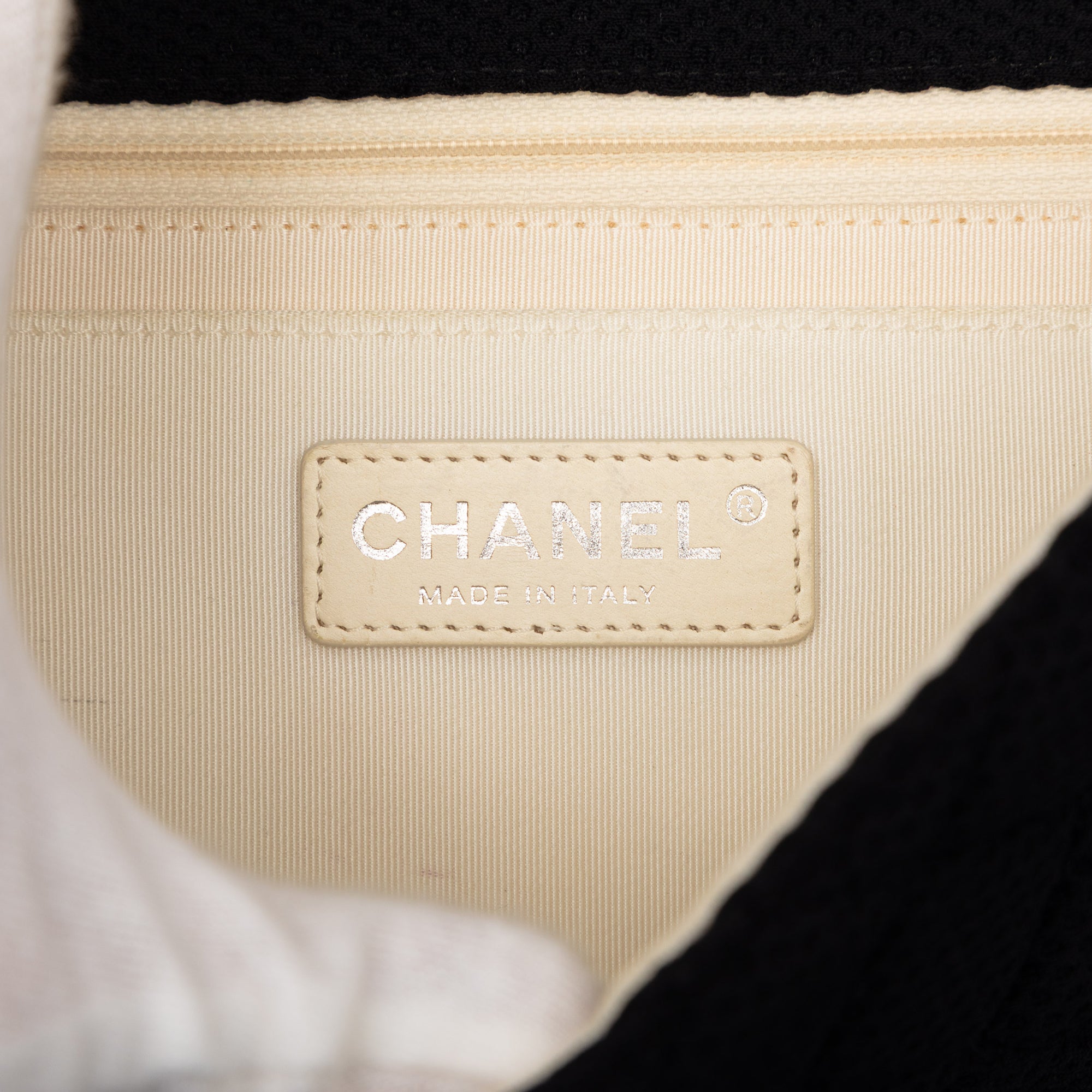 Chanel Jumbo Classic Mesh Single Flap - image 5