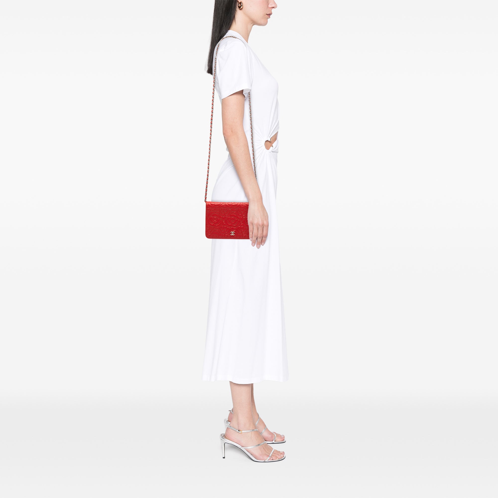 Chanel CC Embossed Lambskin Camellia Wallet On Chain - image 7