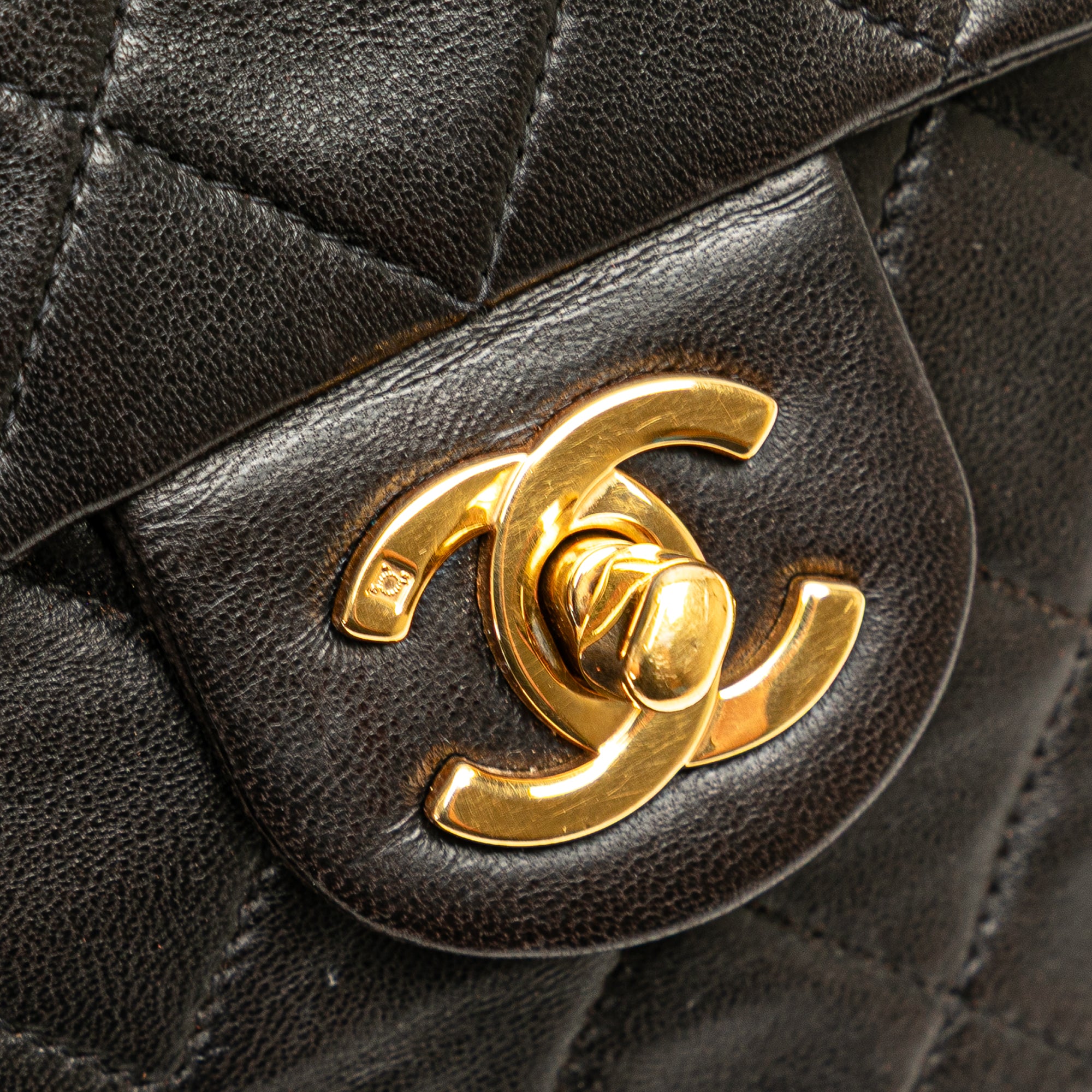 Chanel Mini Square Classic Lambskin Single Flap - image 9