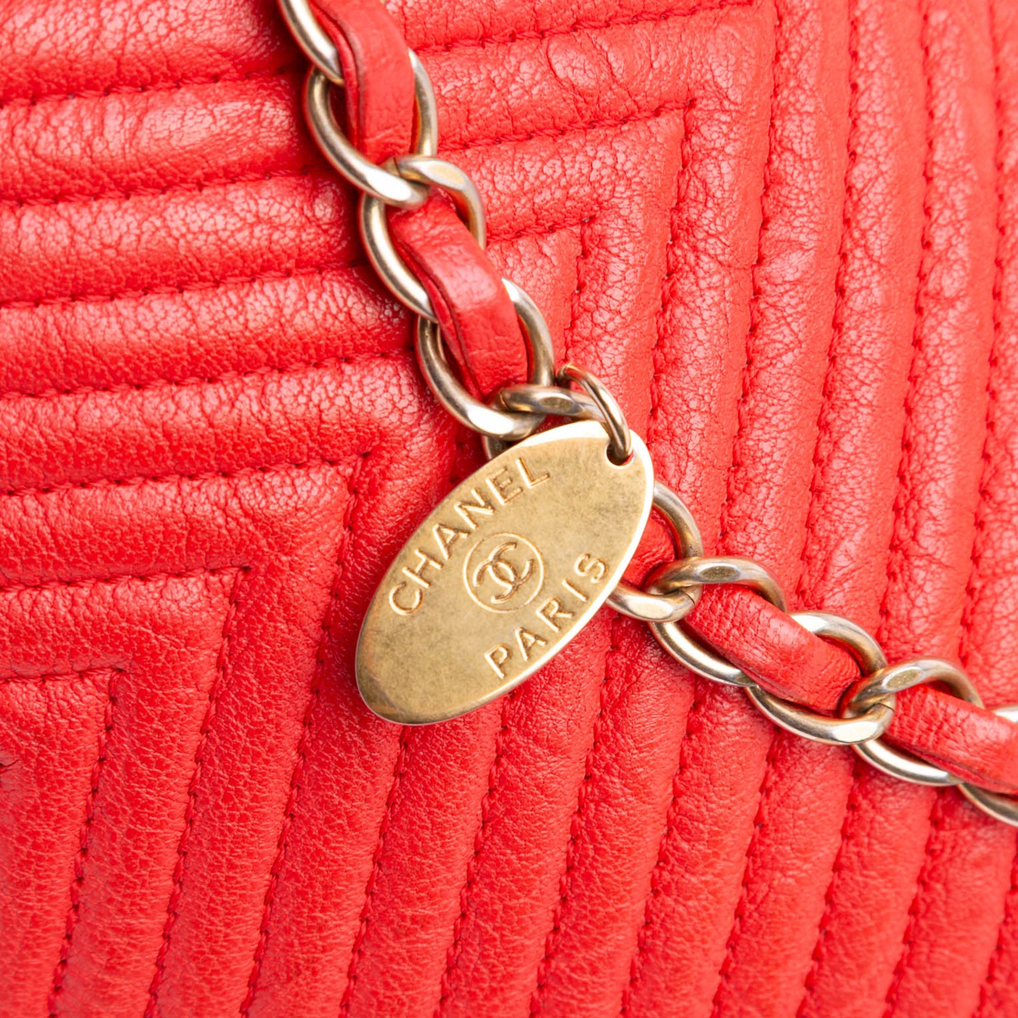 Chanel Medium Chevron Wrinkled Calfskin Medallion Charm Flap - image 8