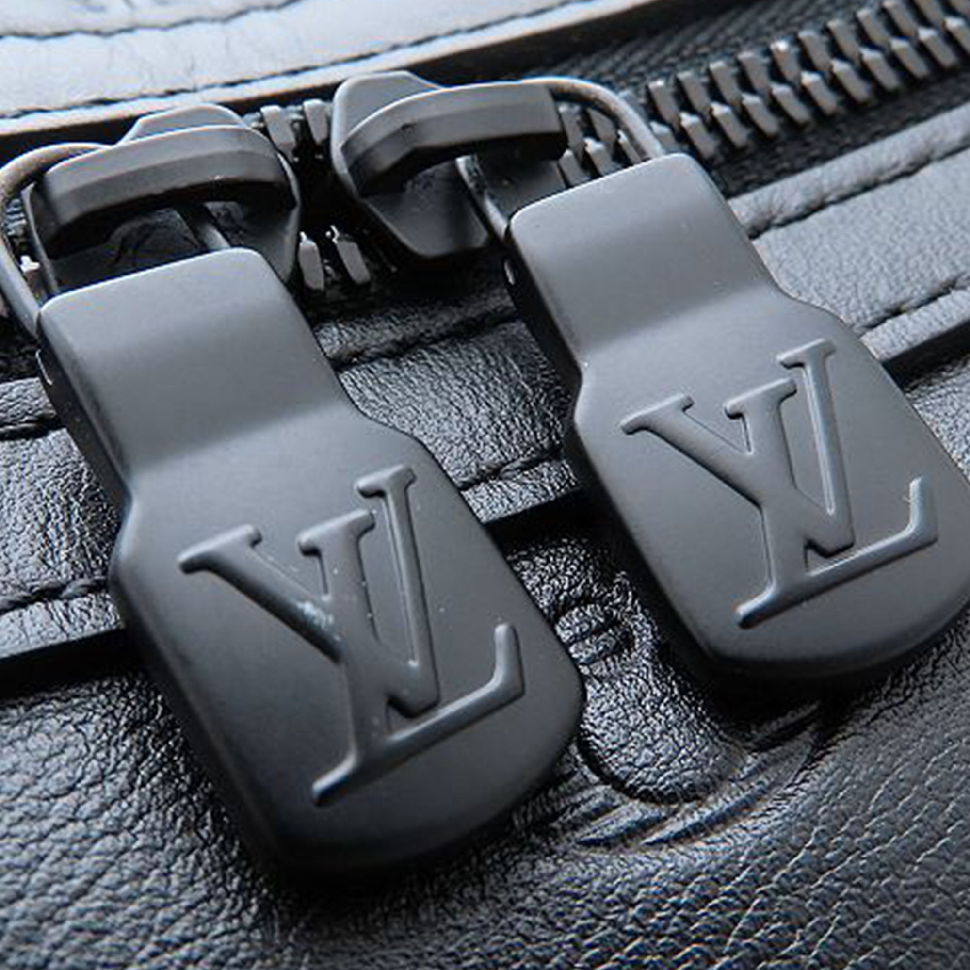 Louis Vuitton Monogram Shadow Sprinter Backpack - image 9