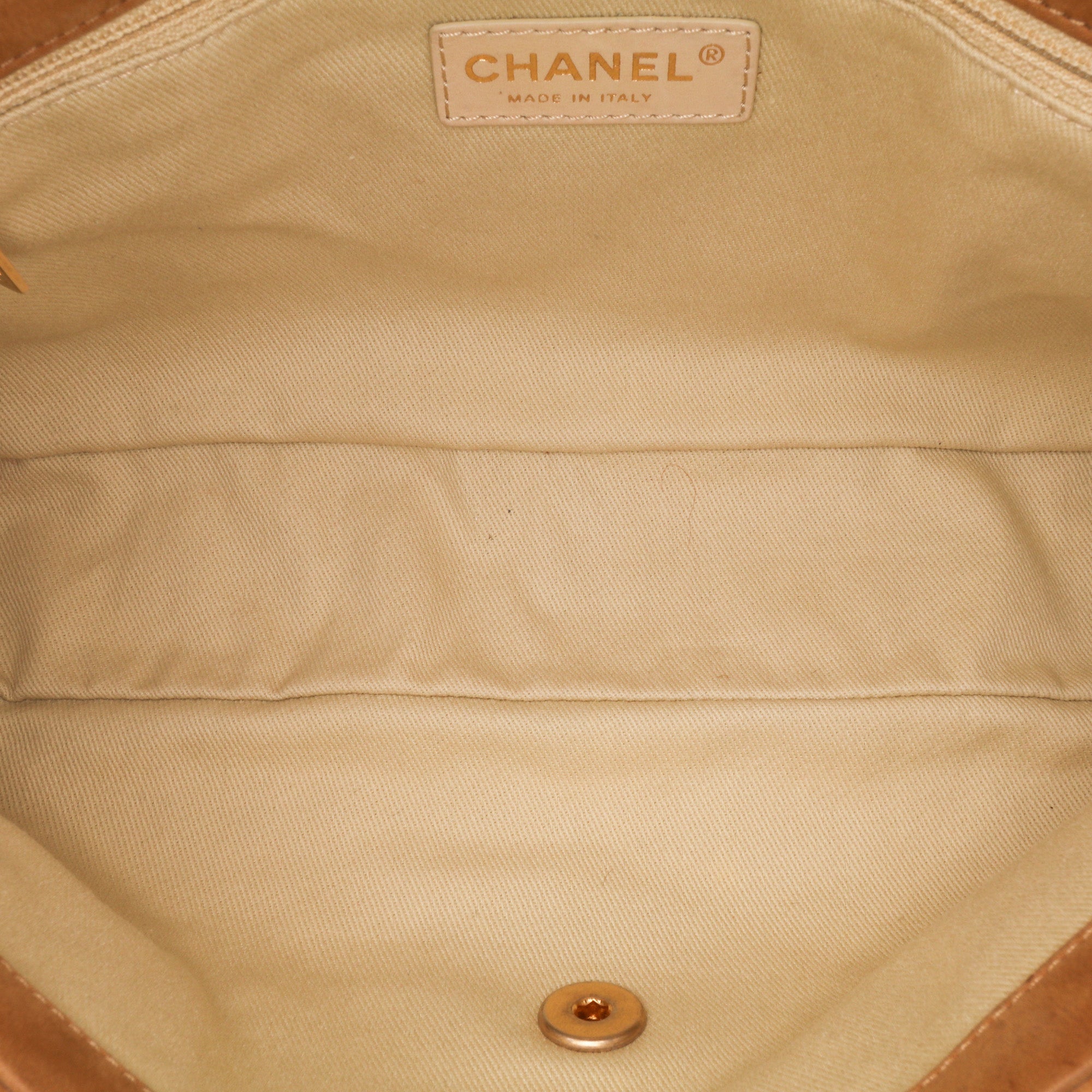 Chanel Large Iridescent Calfskin Chic Quilt Flap - image 4