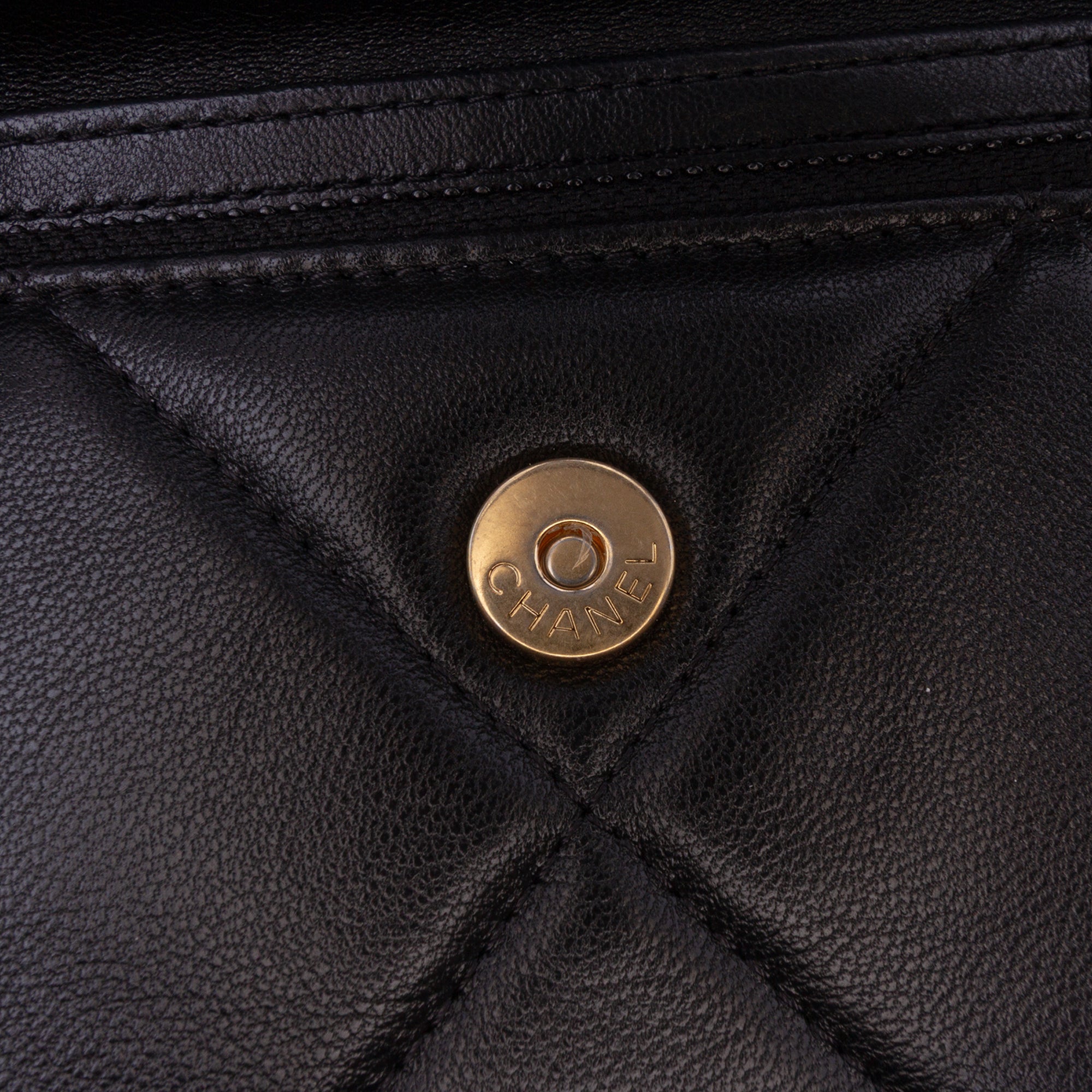 Chanel Quilted Lambskin 19 Flap Coin Purse With Chain - image 6