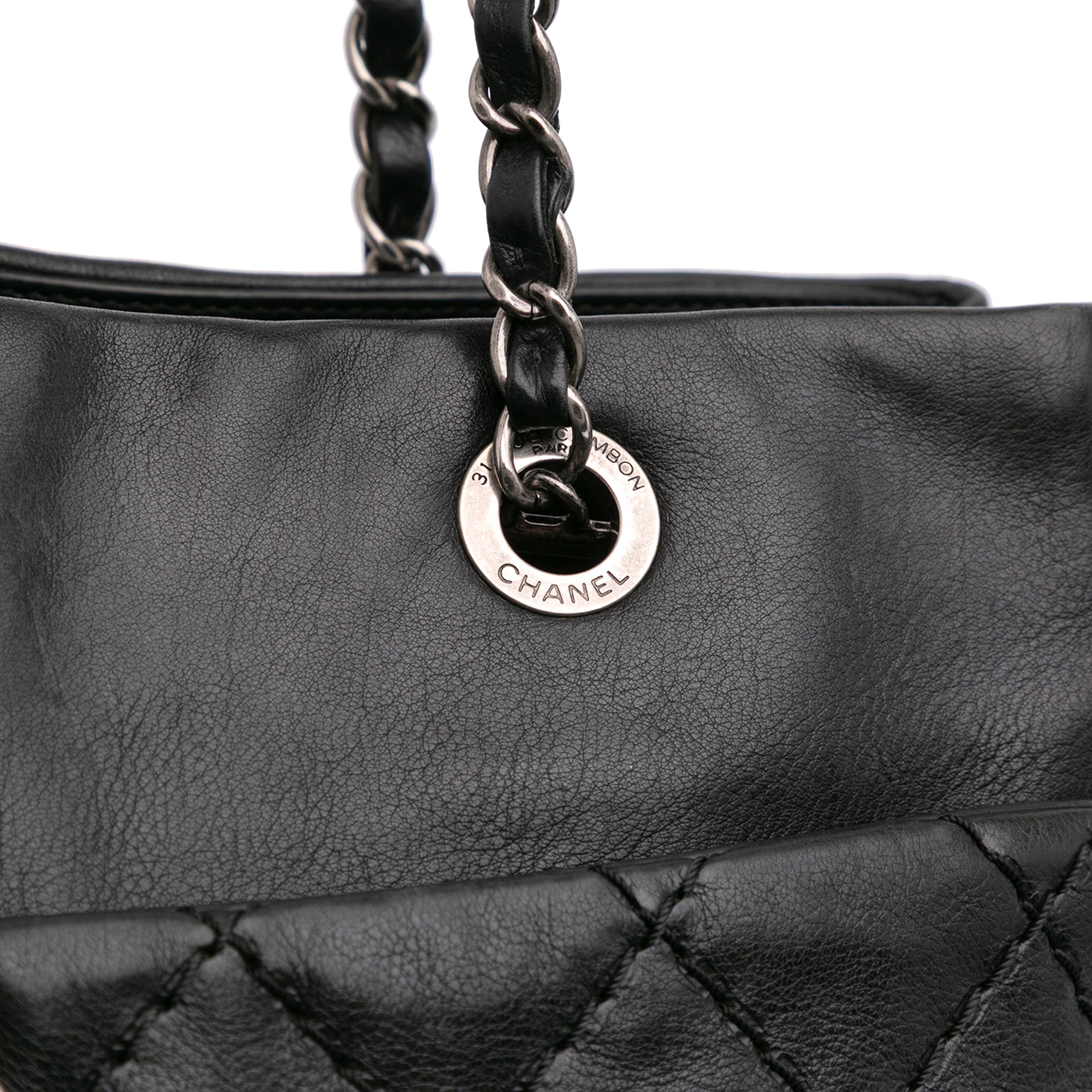 Chanel Large Quilted Calfskin Stitch It Tote - image 8