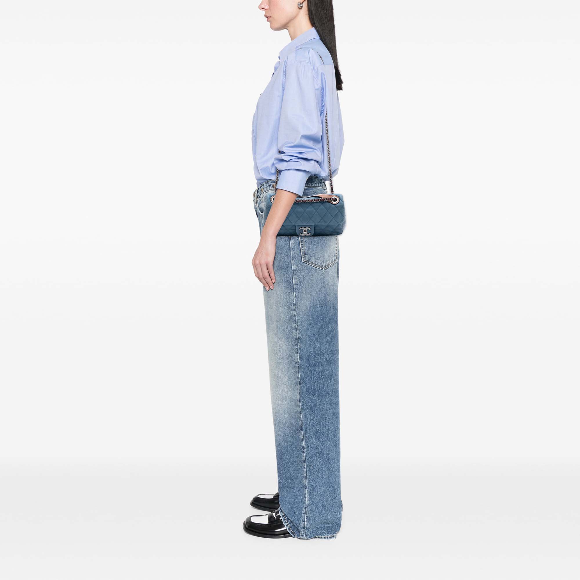 Chanel Medium Iridescent Calfskin In The Mix Flap - image 7