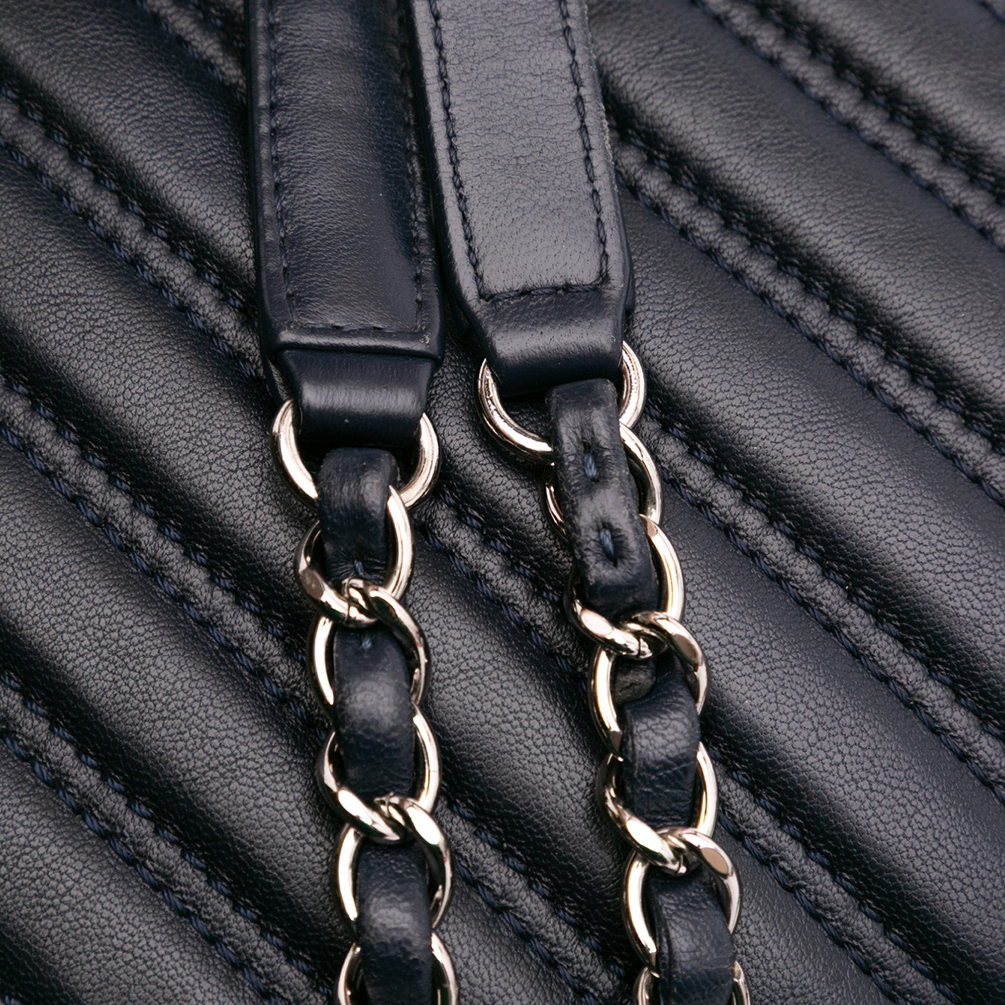 Chanel Jumbo Double Stitch Chevron Lambskin Single Flap - image 11