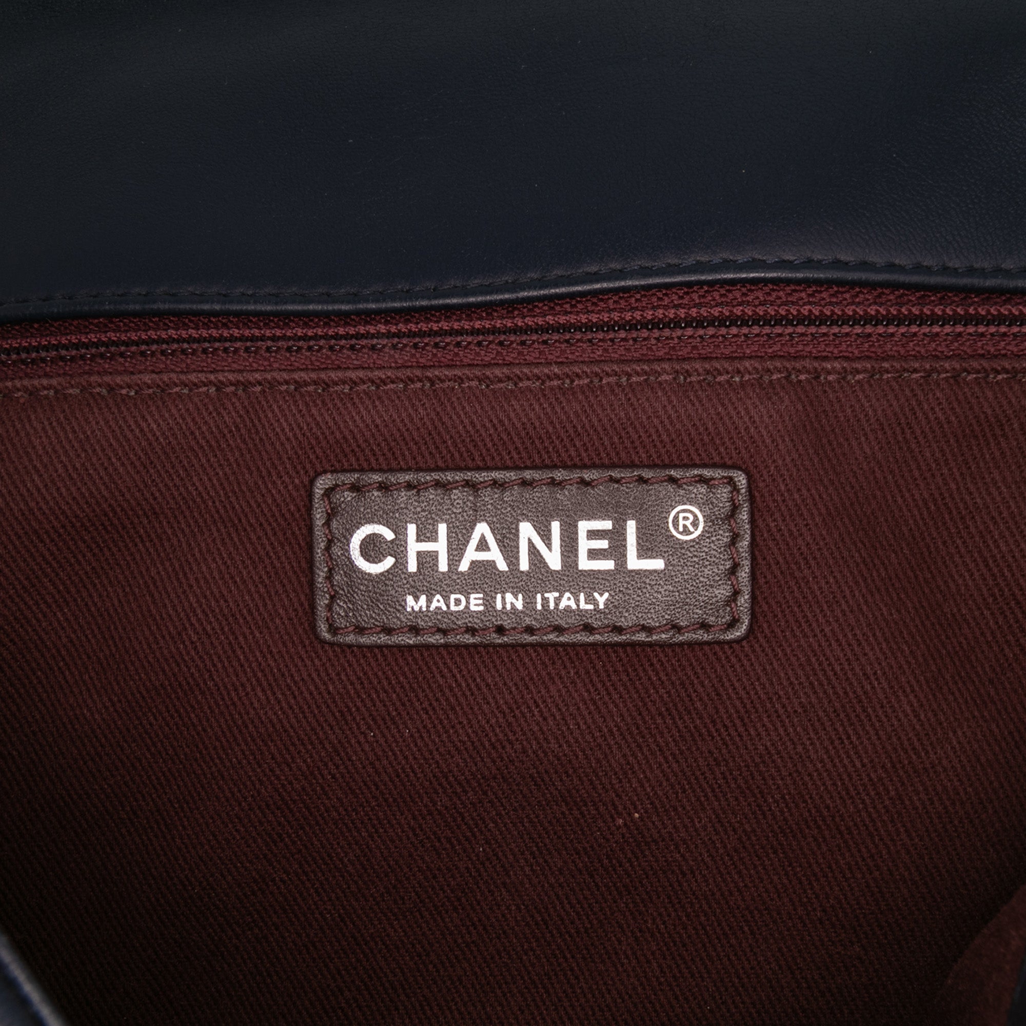 Chanel Jumbo Double Stitch Chevron Lambskin Single Flap - image 5