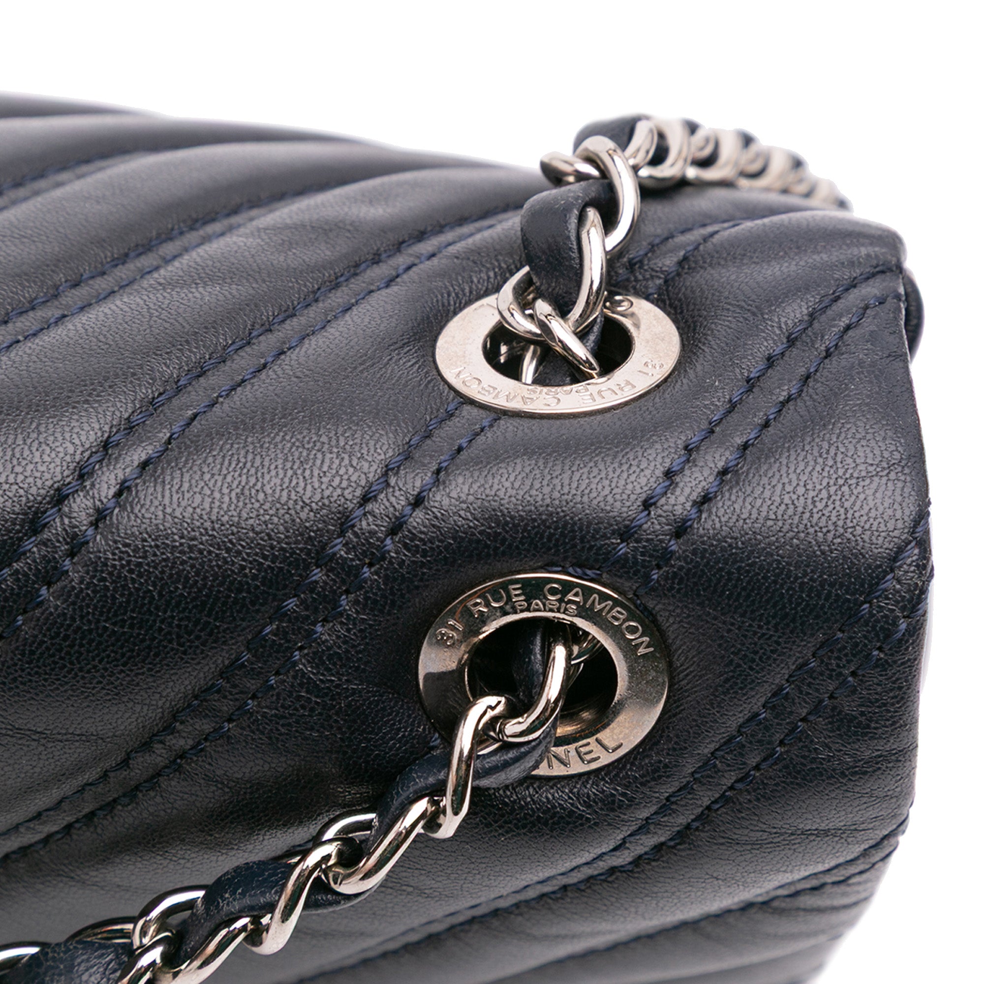 Chanel Jumbo Double Stitch Chevron Lambskin Single Flap - image 9