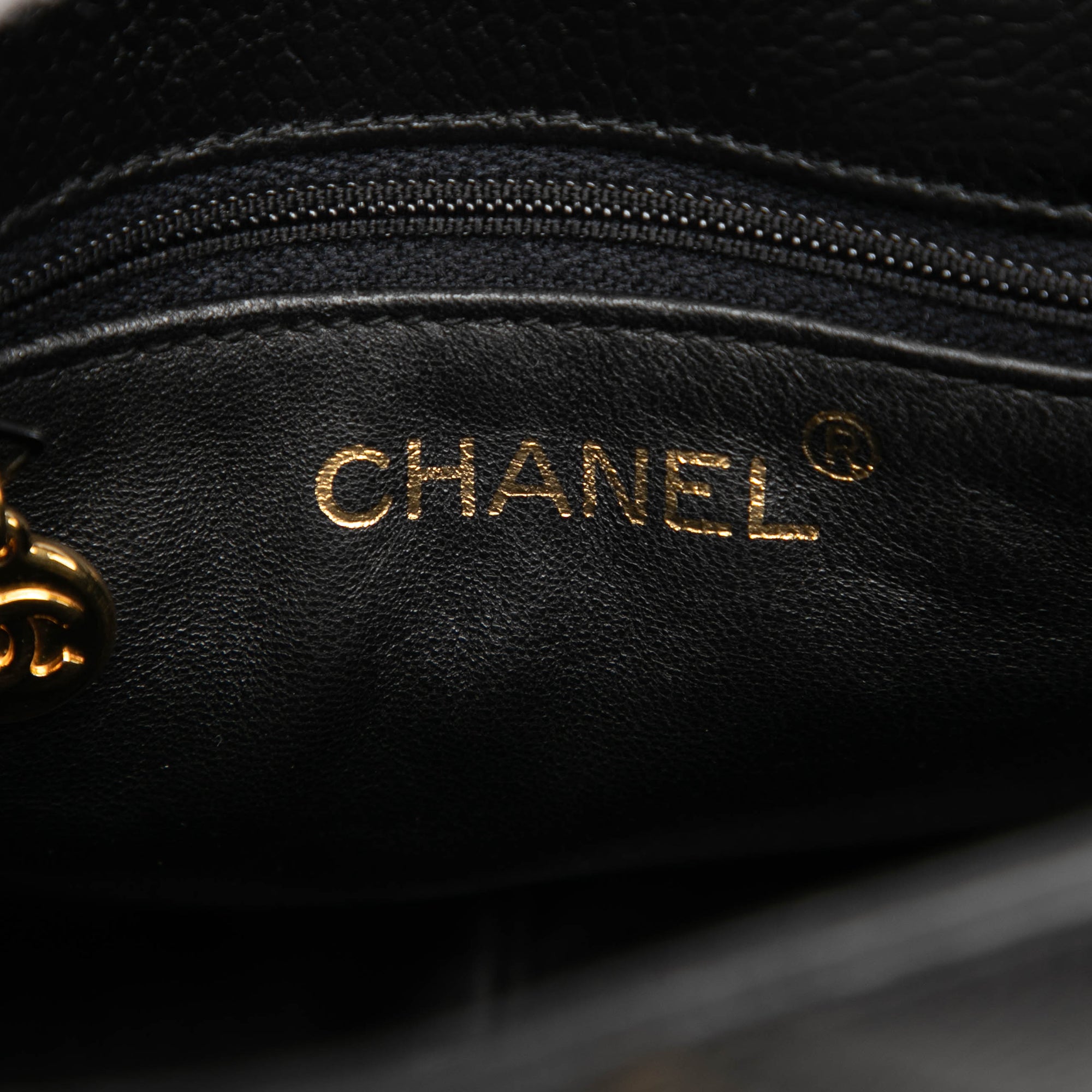 Chanel CC Quilted Caviar Carved Buckle Box Bag - image 5