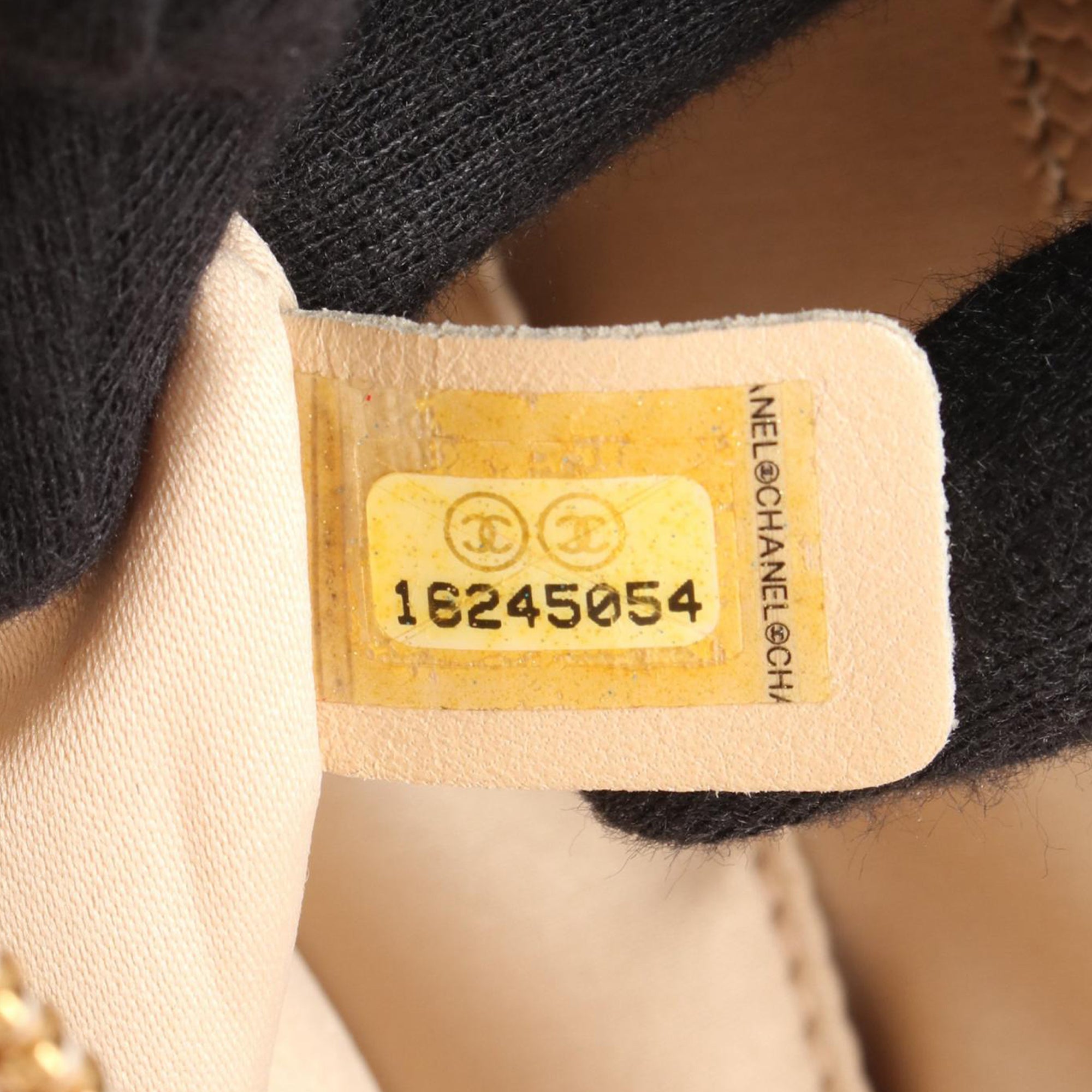 Chanel Caviar Grand Shopping Tote - image 7