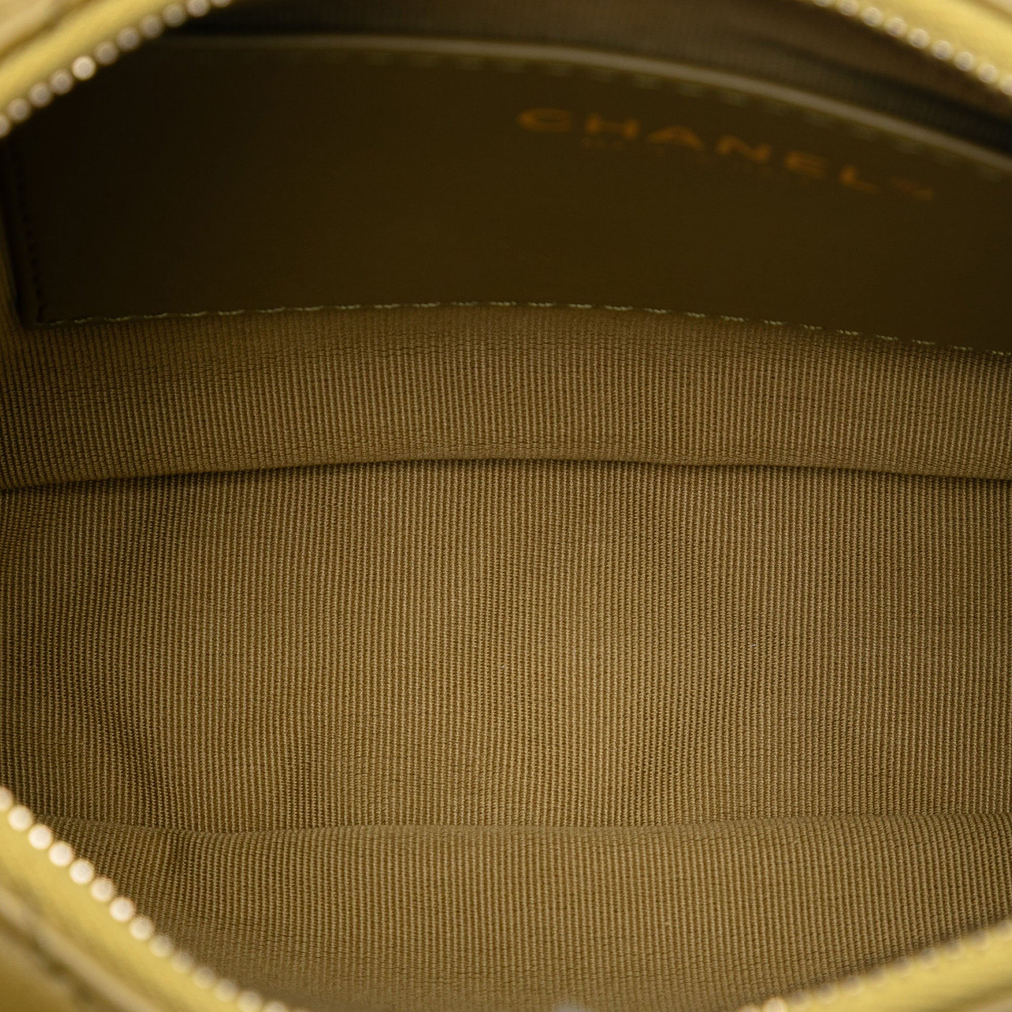 Chanel Paris Dakar Quilted Lambskin Mixed Chain Hobo - image 4