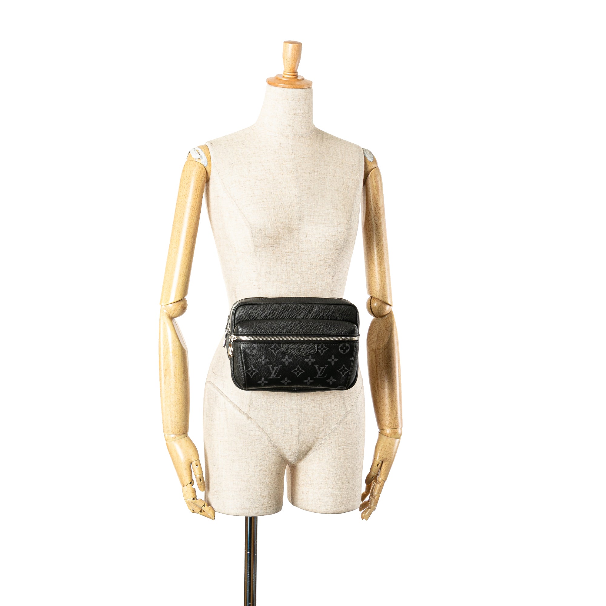 Louis Vuitton Monogram Eclipse Taigarama Outdoor Bumbag - image 12