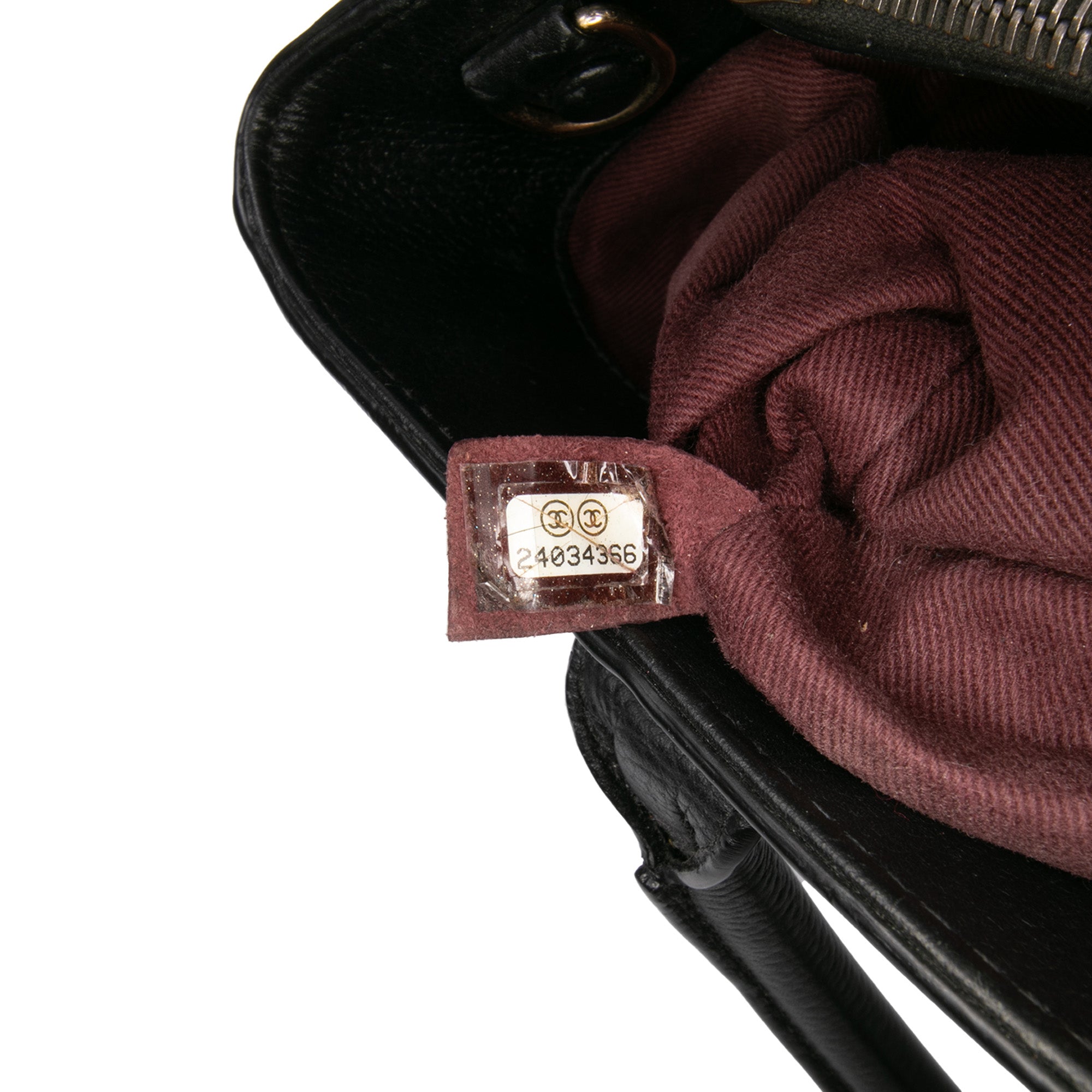Chanel Small Grained Calfskin Neo Executive Shopper Tote - image 6
