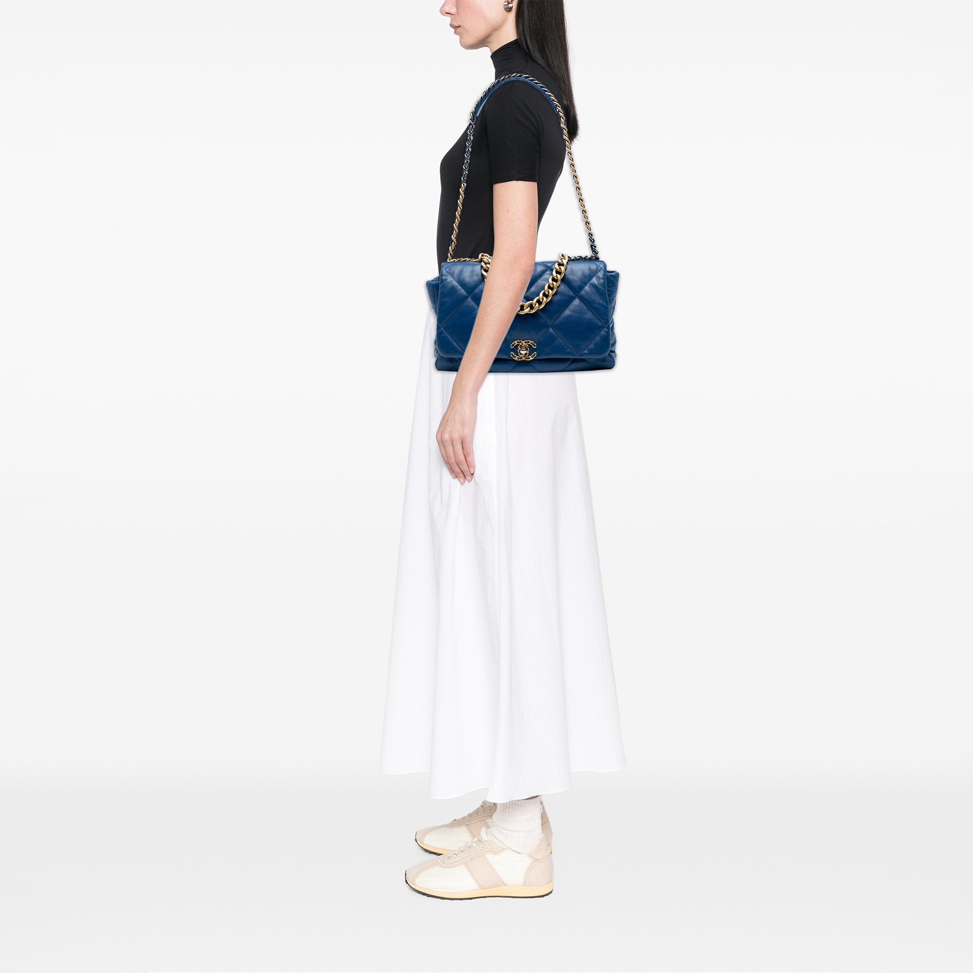 Chanel Maxi Lambskin 19 Flap - image 7