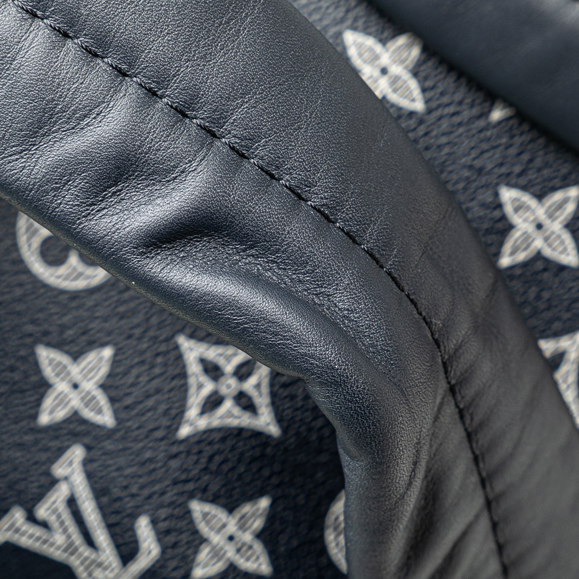 Louis Vuitton Limited Edition Monogram Ink Upside Down Apollo - image 8
