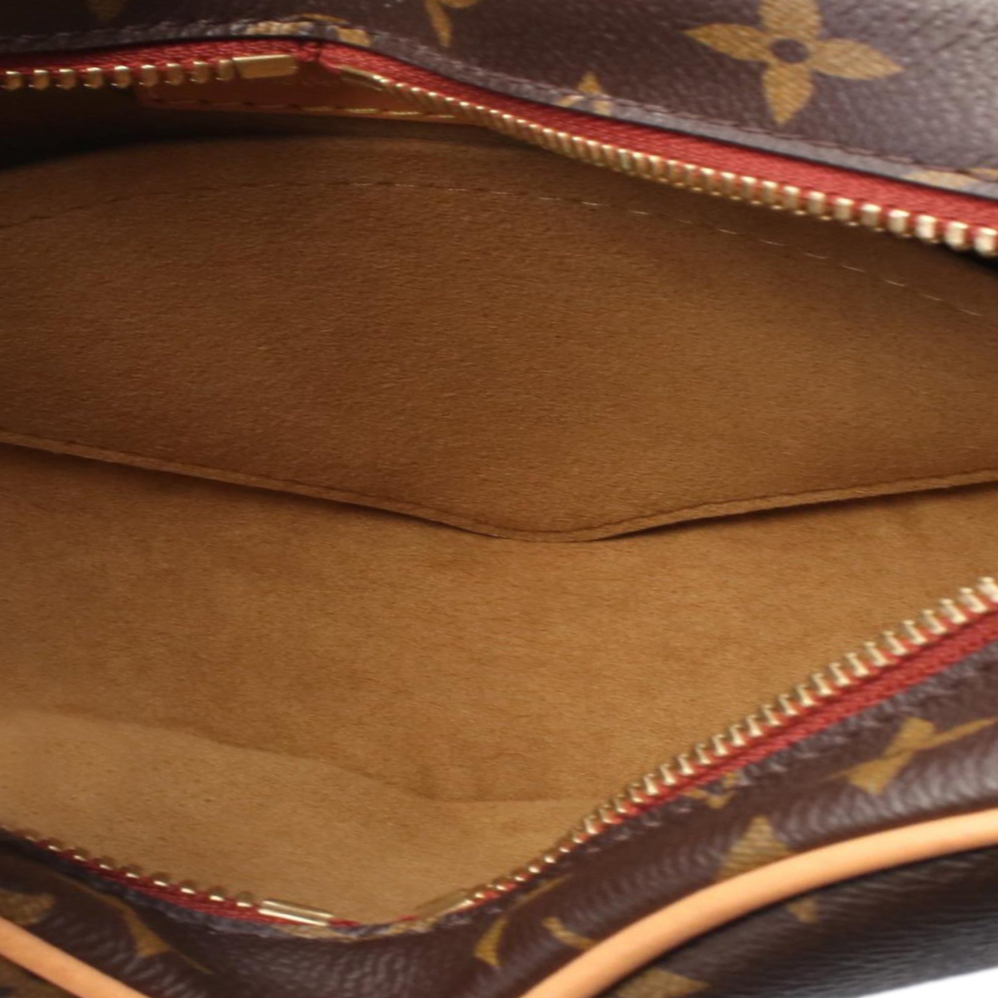 Louis Vuitton Monogram Game on Coeur - image 3