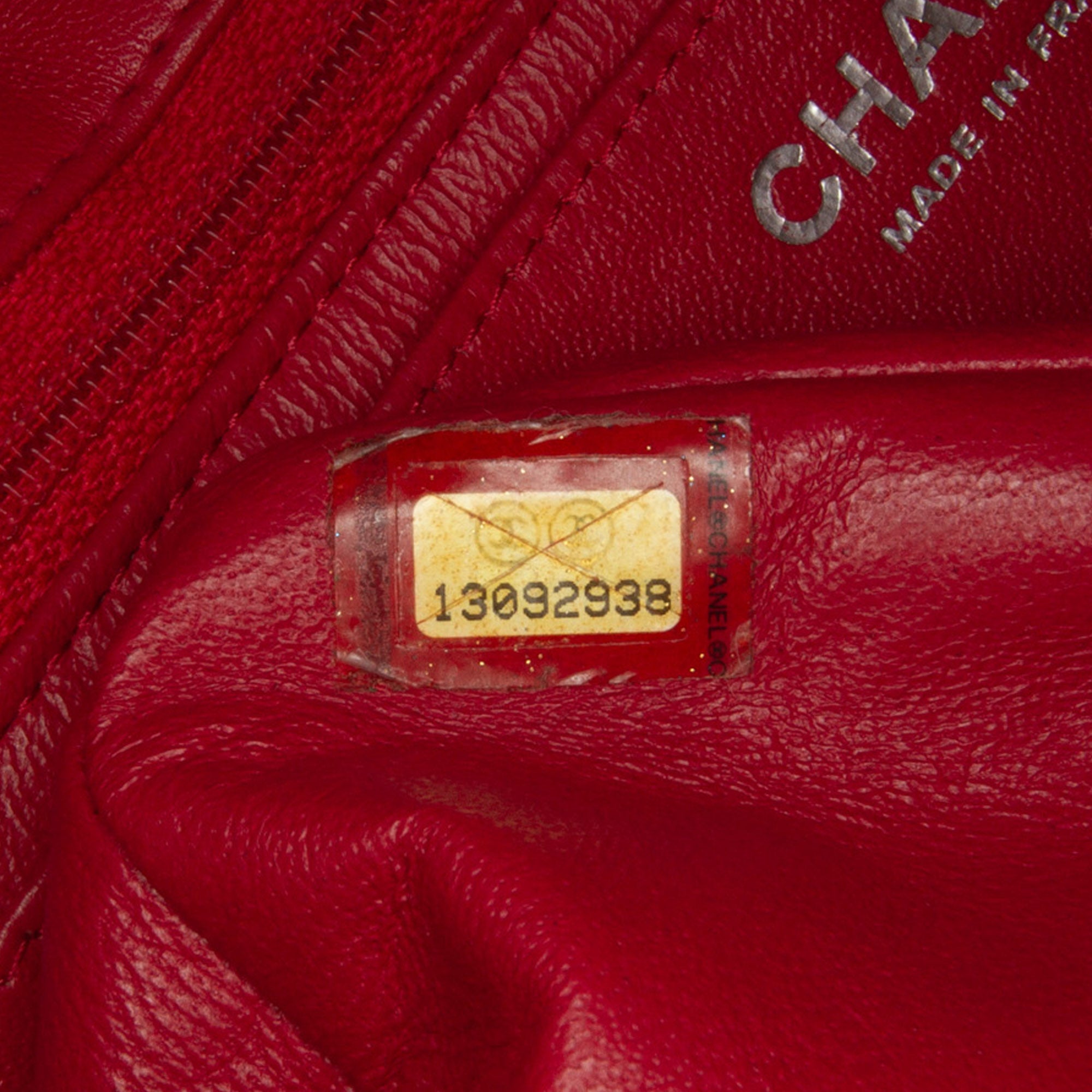 Chanel Maxi Classic Lambskin Single Flap - image 8