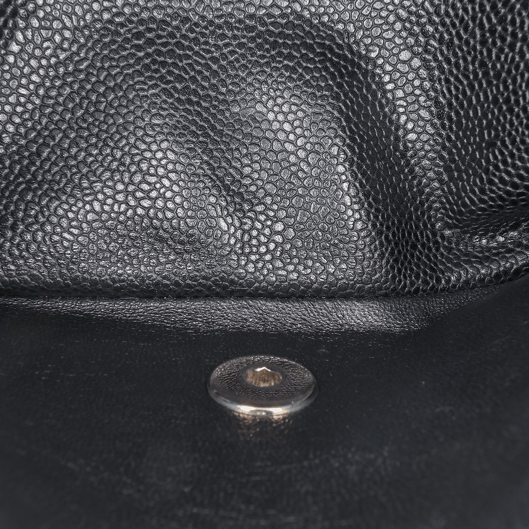 Chanel Medium Classic Caviar Double Flap - image 5