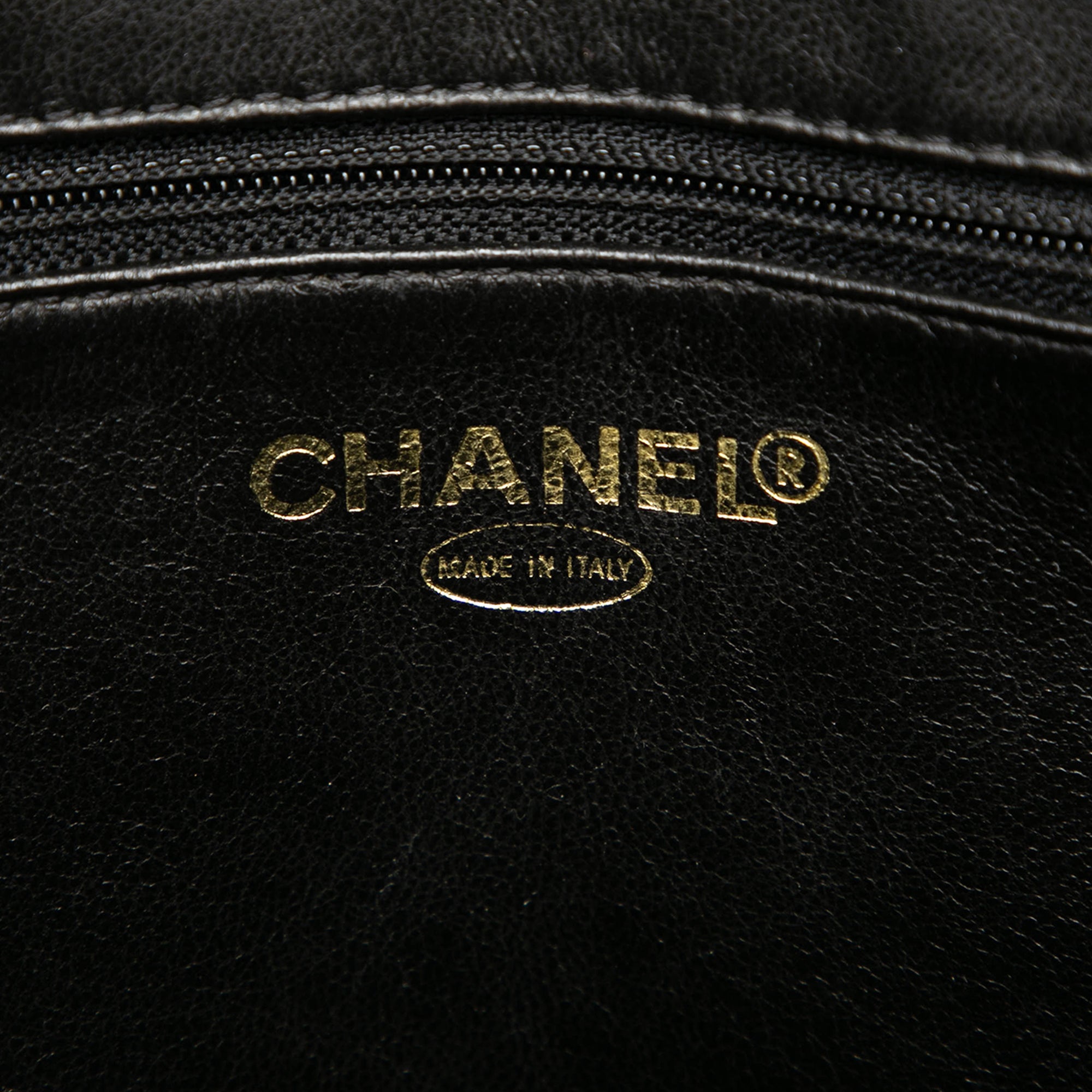 Chanel Caviar Medallion Tote - image 5