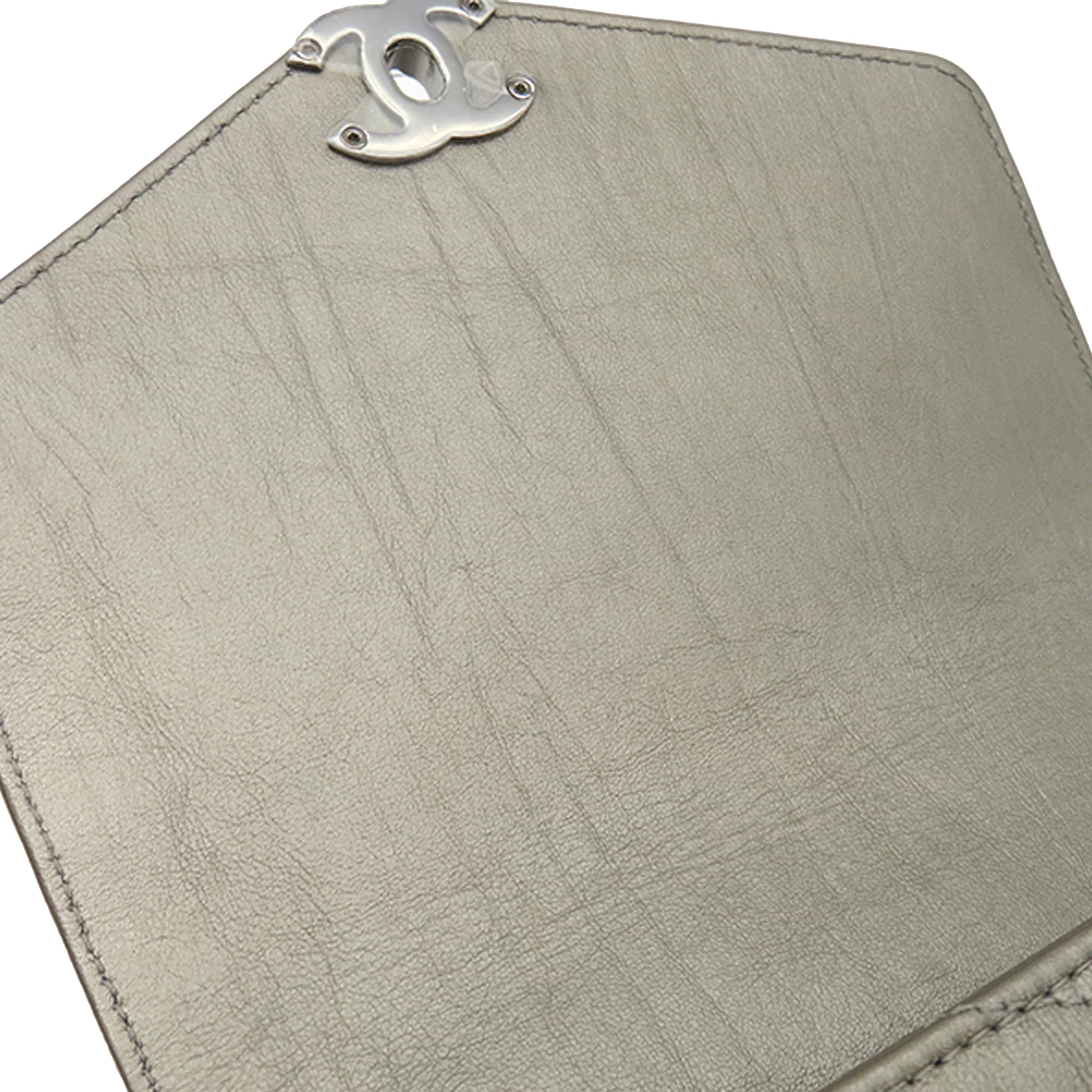 Chanel Small Chevron Calfskin Embellished Data Center Envelope Flap - image 9