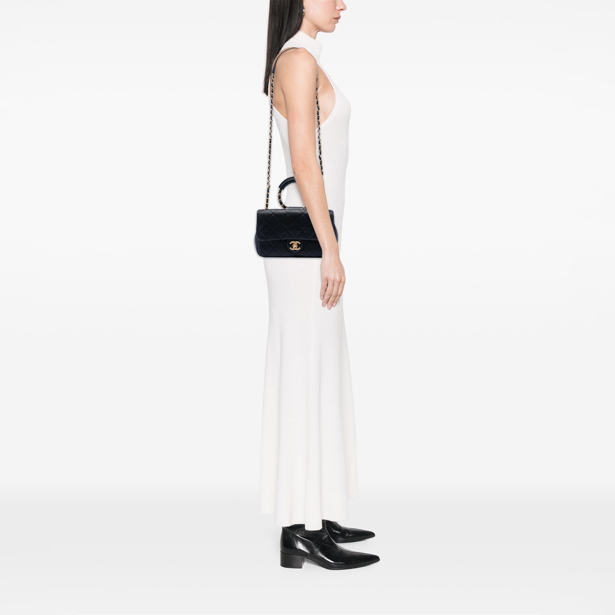Chanel Medium Lambskin In the Loop Flap - image 7