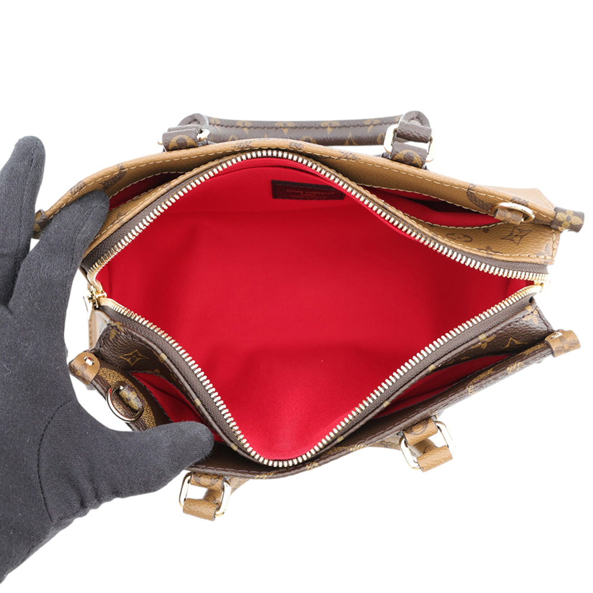 Louis Vuitton Monogram Giant OnTheGo East West - image 4