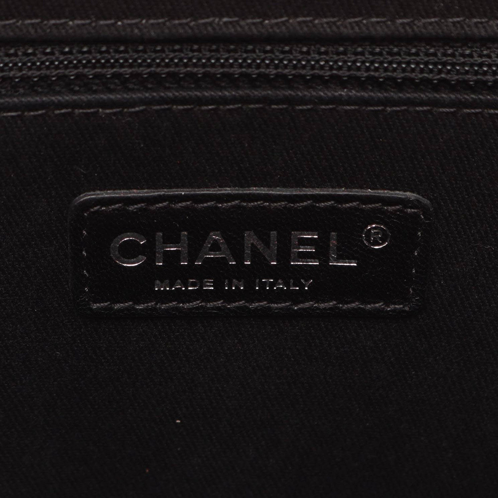 Chanel Paris Byzance Maxi Washed Lambskin Take Away Flap - image 4