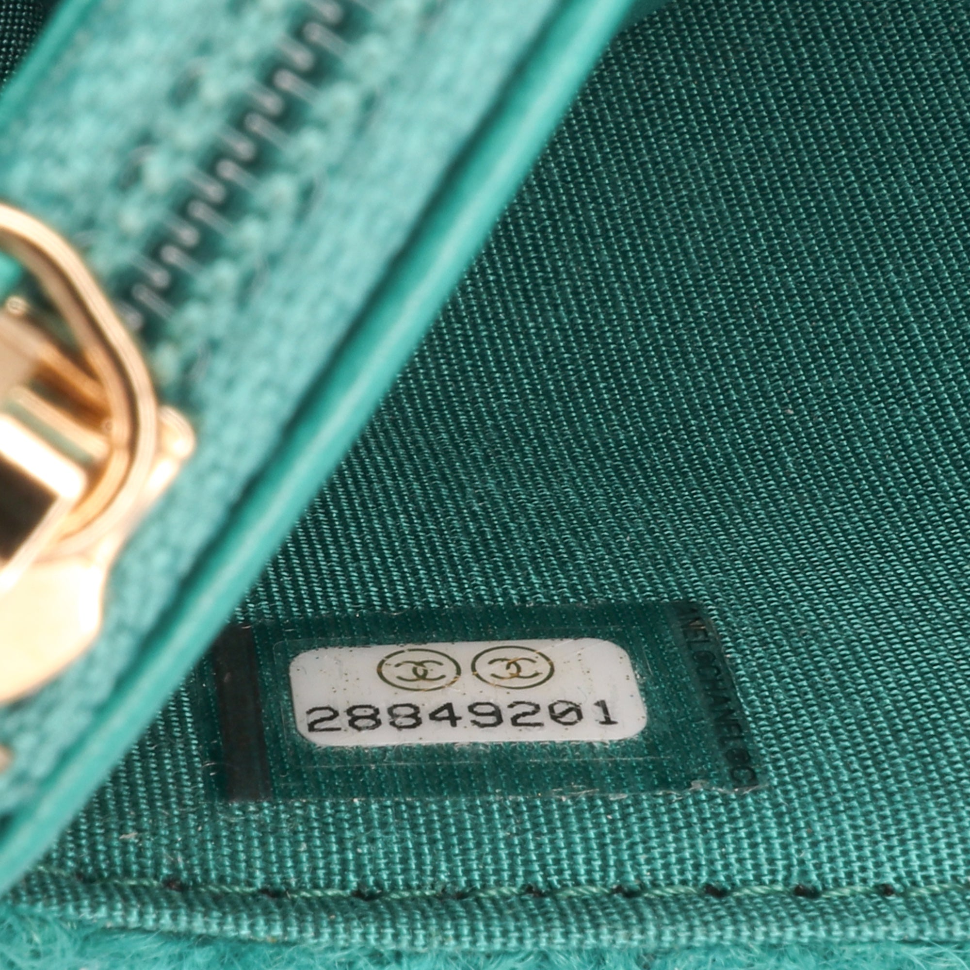 Chanel Tweed 19 Wallet On Chain - image 5
