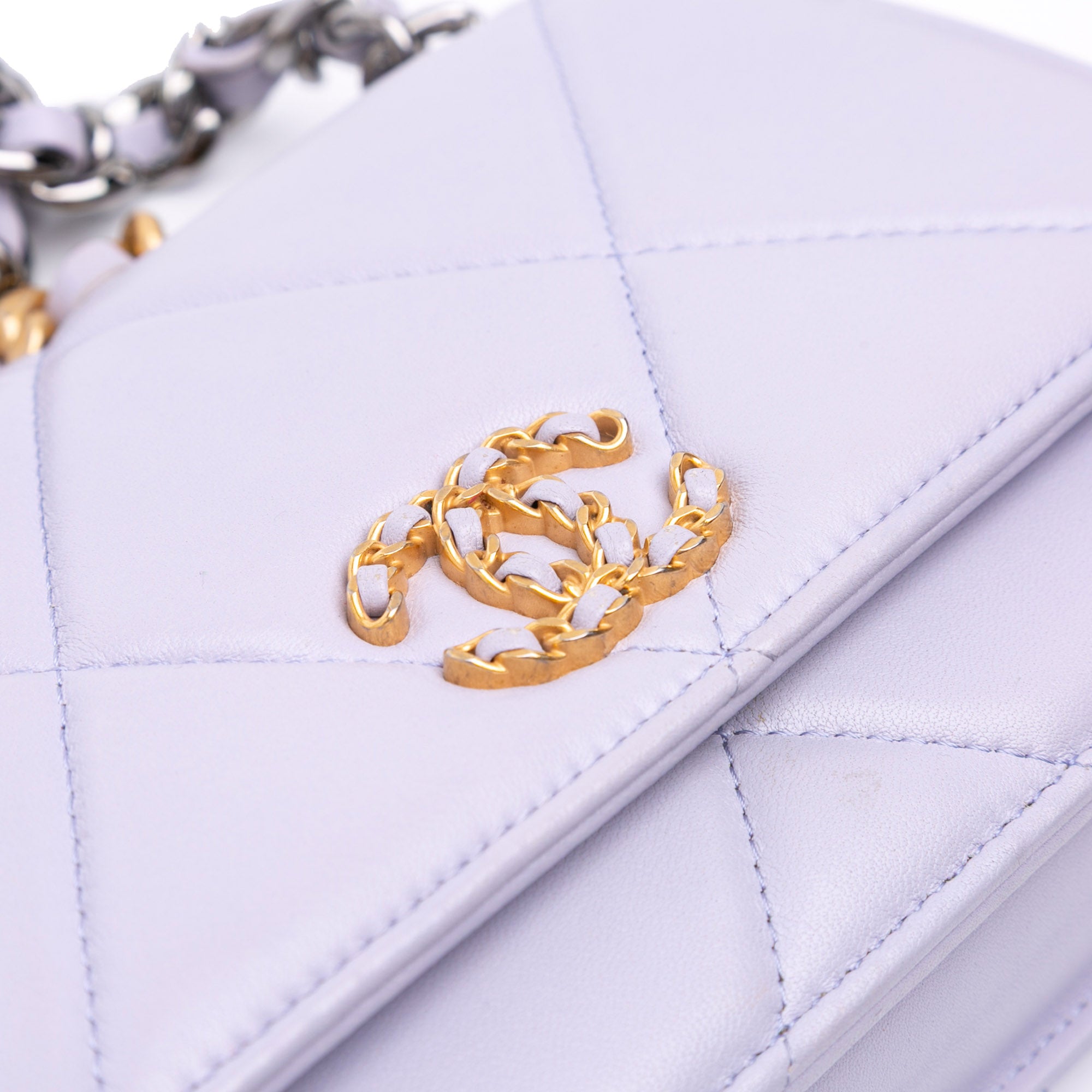 Chanel Quilted Lambskin 19 Wallet on Chain - image 7